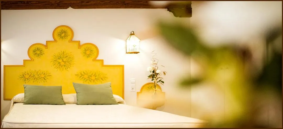 Photo of the whole room, Bed in Posada del Tio Juanón