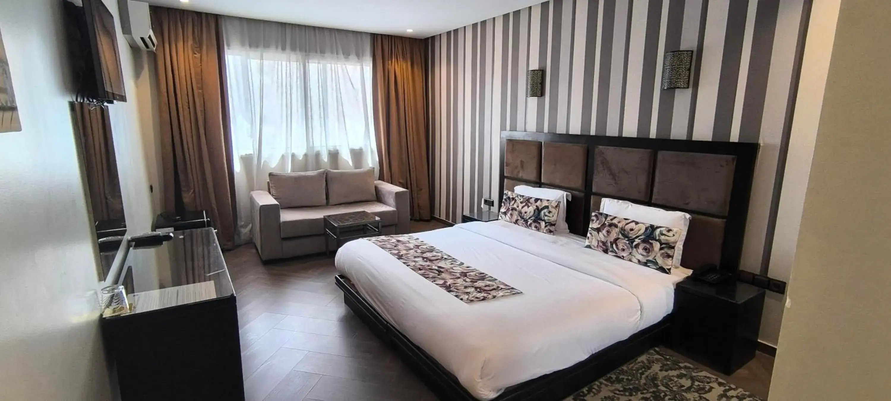 Double Room in Hotel Swani Double Room in Hotel Swani