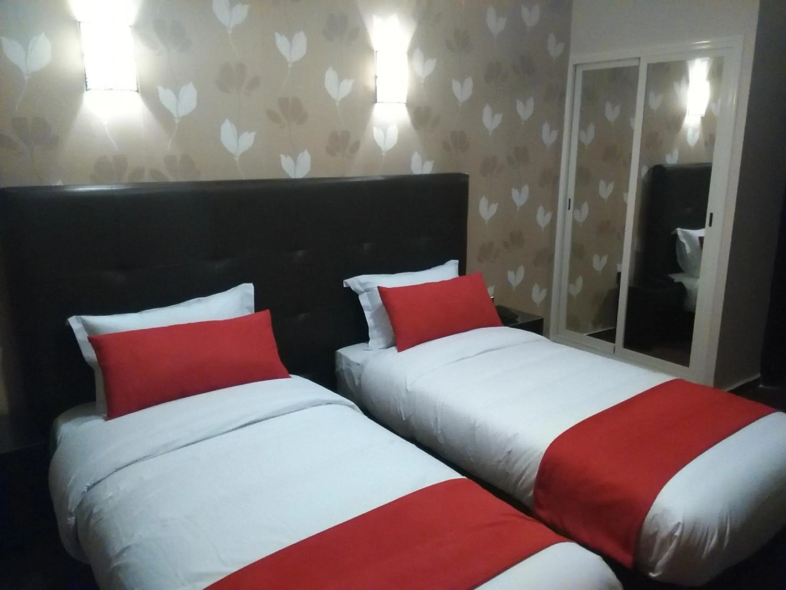 Bedroom, Bed in Hotel Swani