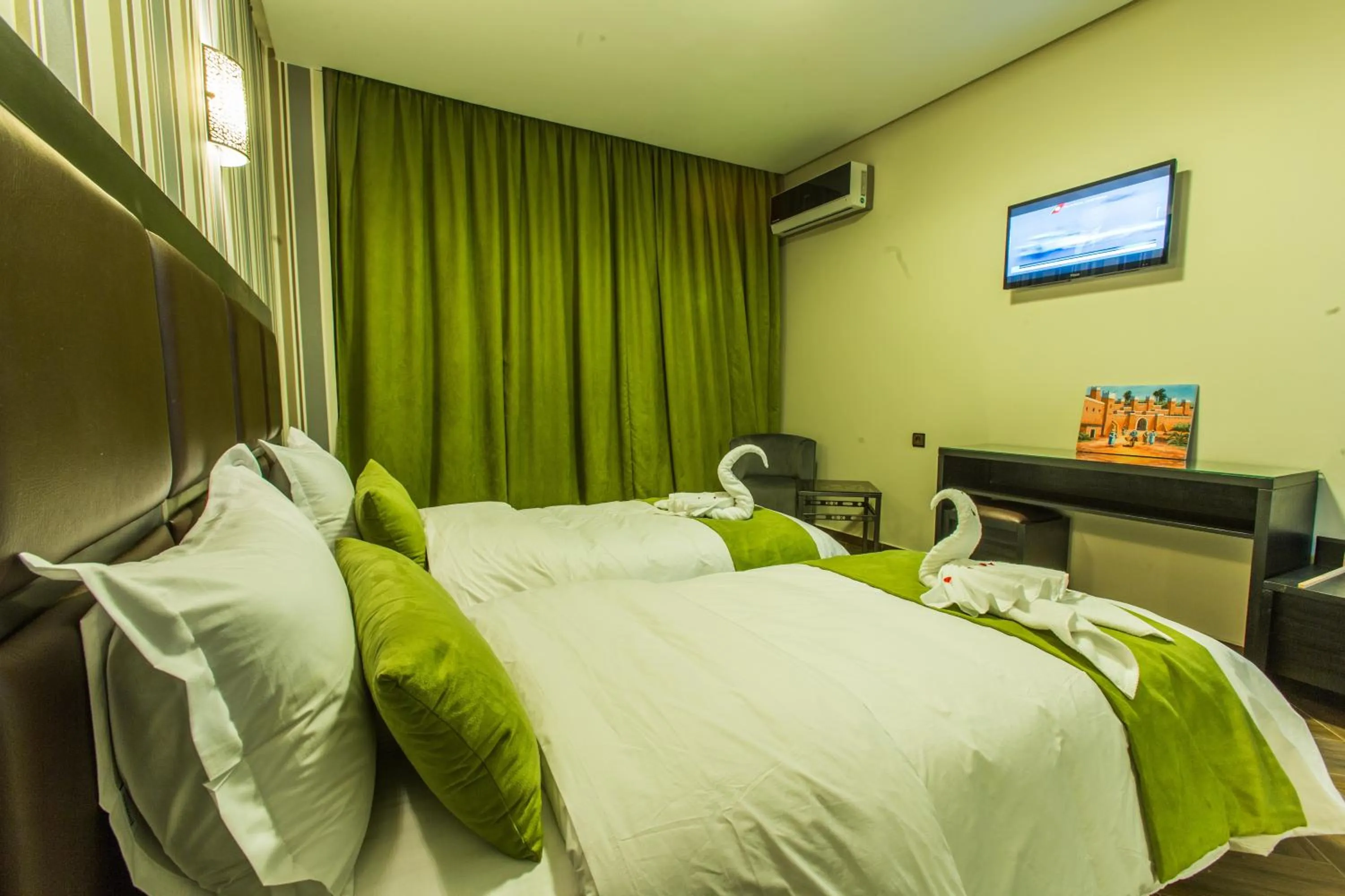 Bedroom, Bed in Hotel Swani