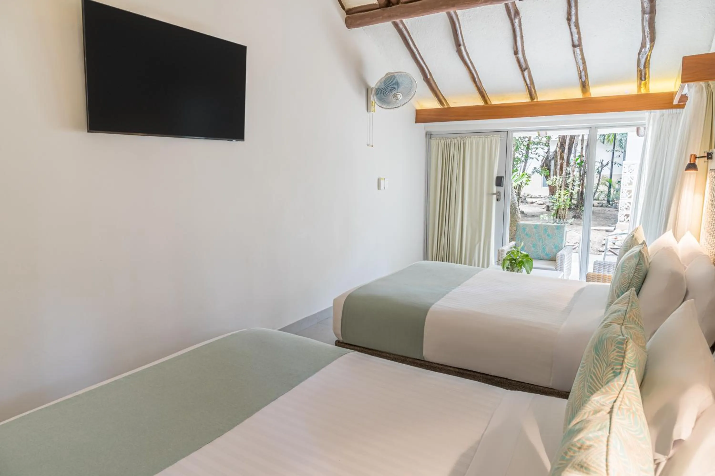 Bed in Hotel Irotama Bungalows & Bohios