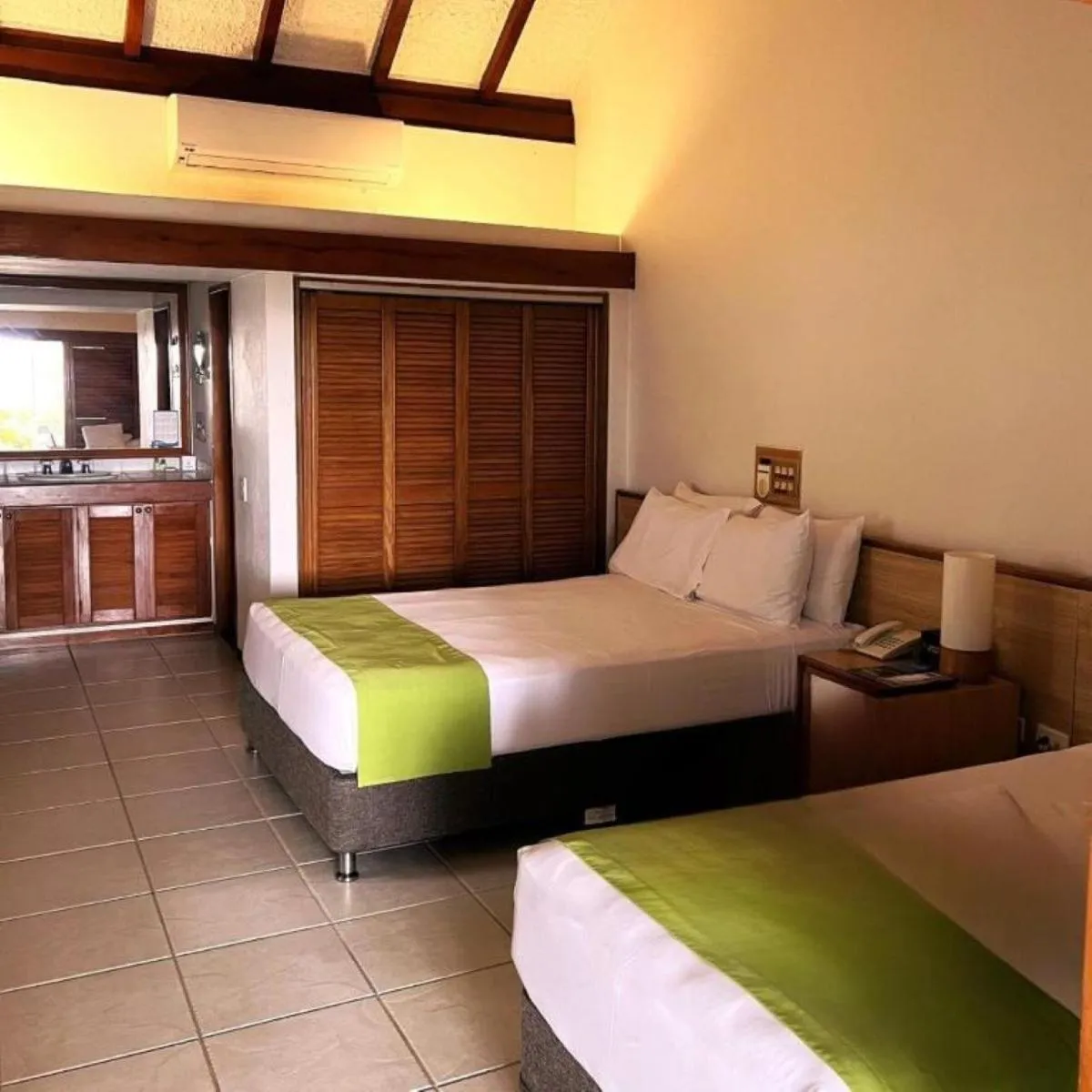 Bed in Hotel Irotama Bungalows & Bohios