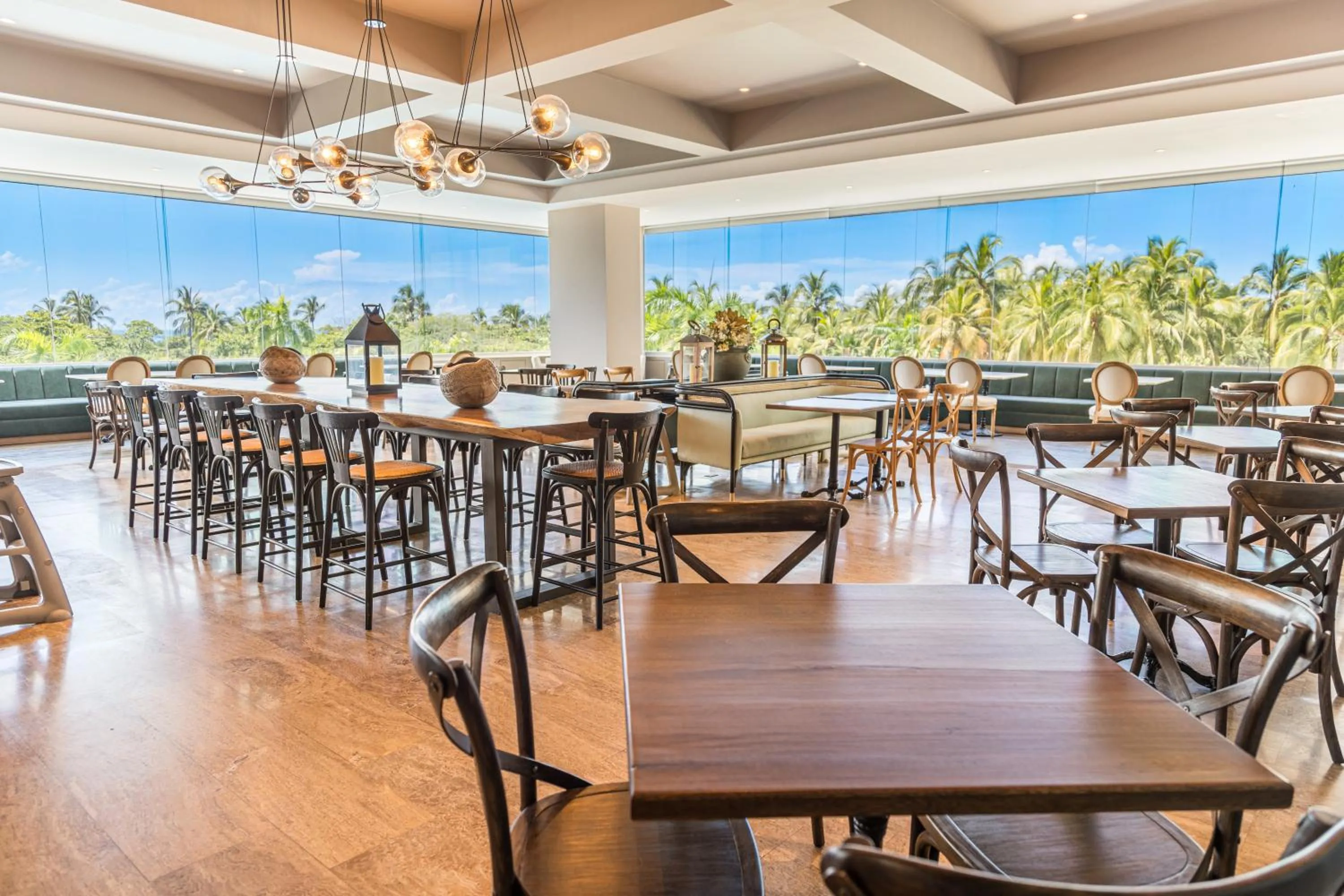 Restaurant/places to eat in Hotel Irotama Bungalows & Bohios