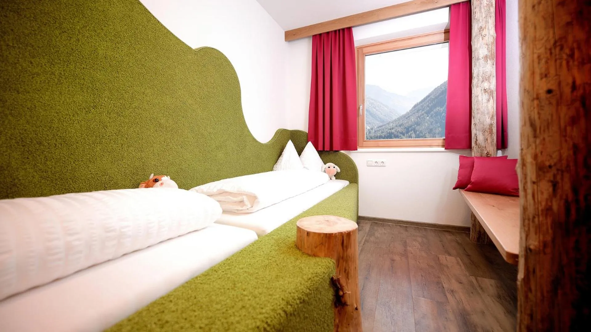 Mountain view, Bed in Almfamilyhotel Scherer