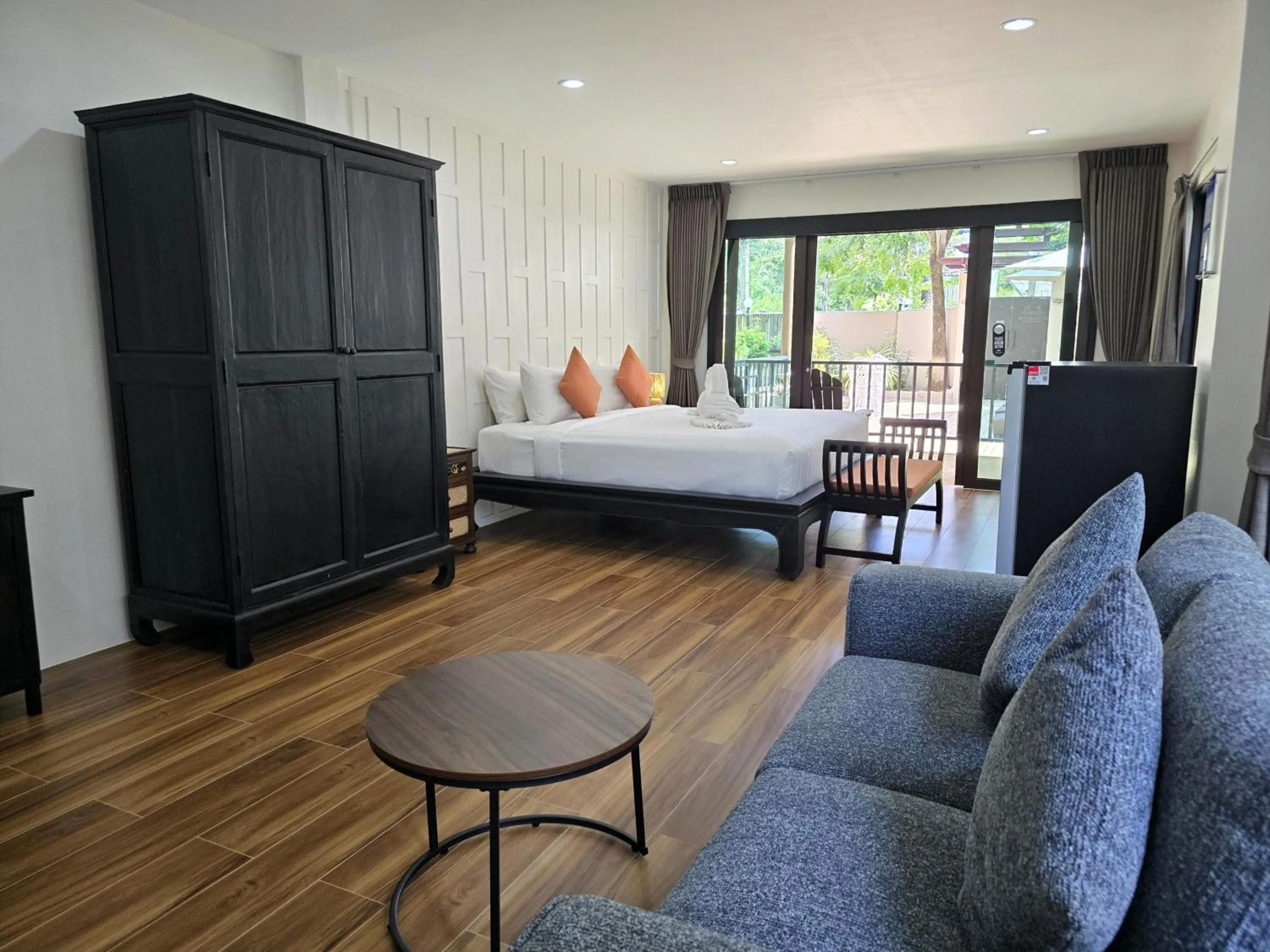 Bed in Blue Palm Residence Kata