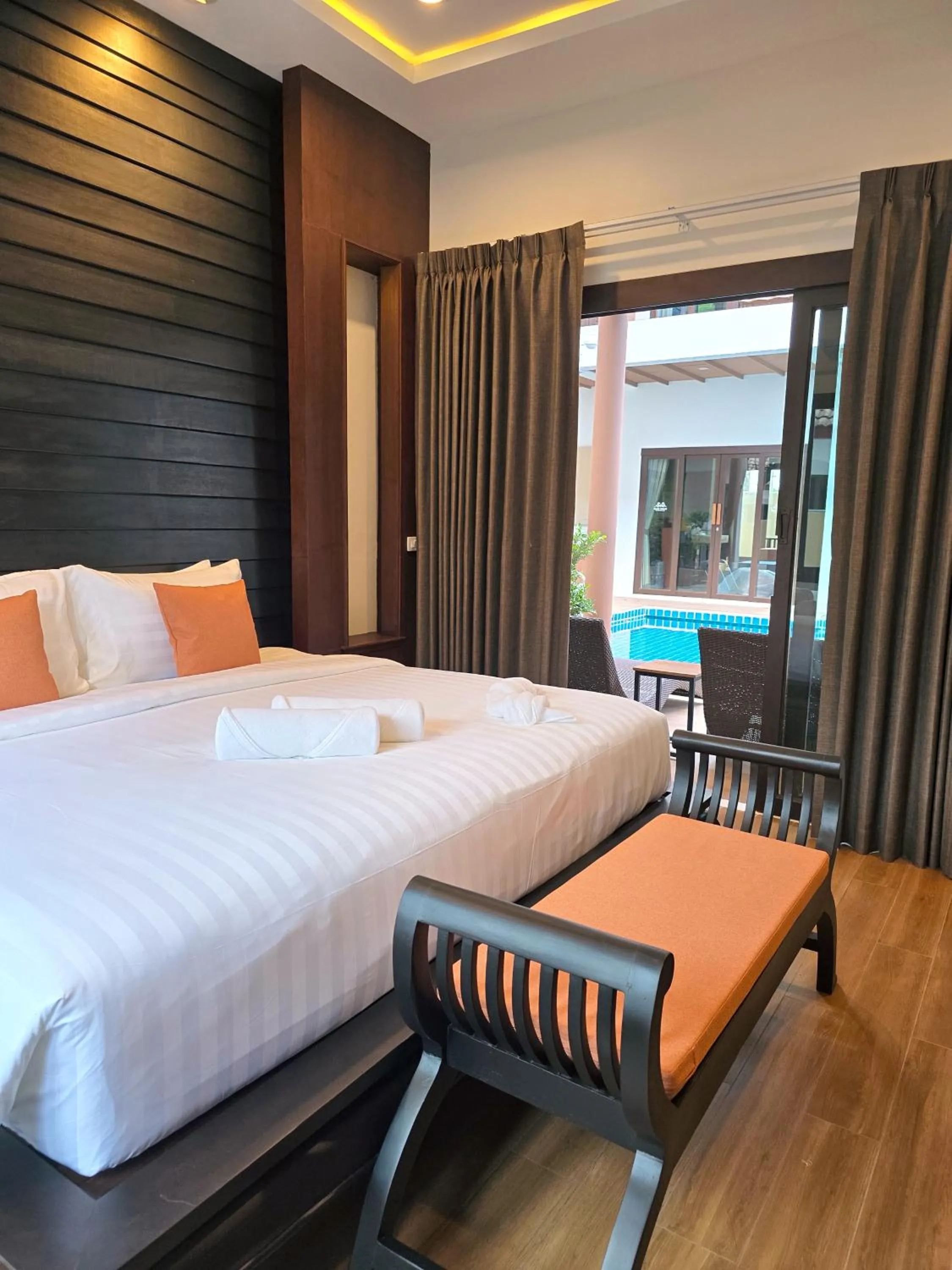 Bed in Blue Palm Residence Kata