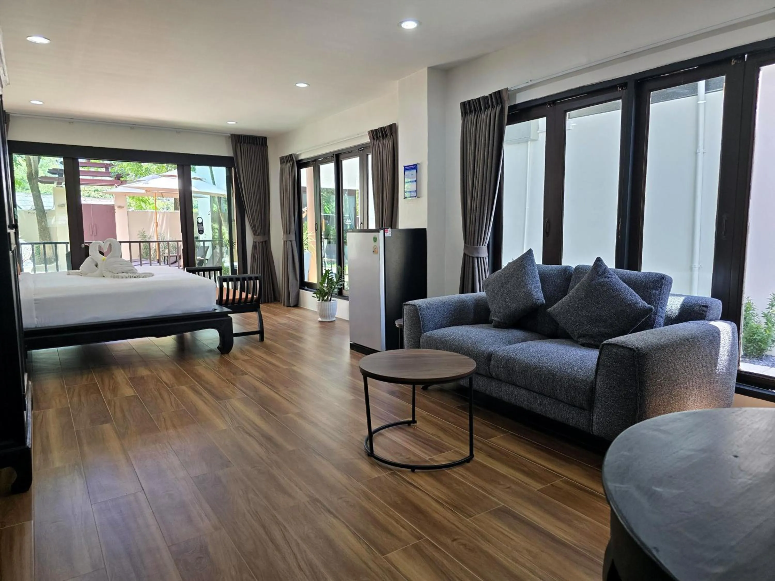 Bedroom, Bed in Blue Palm Residence Kata