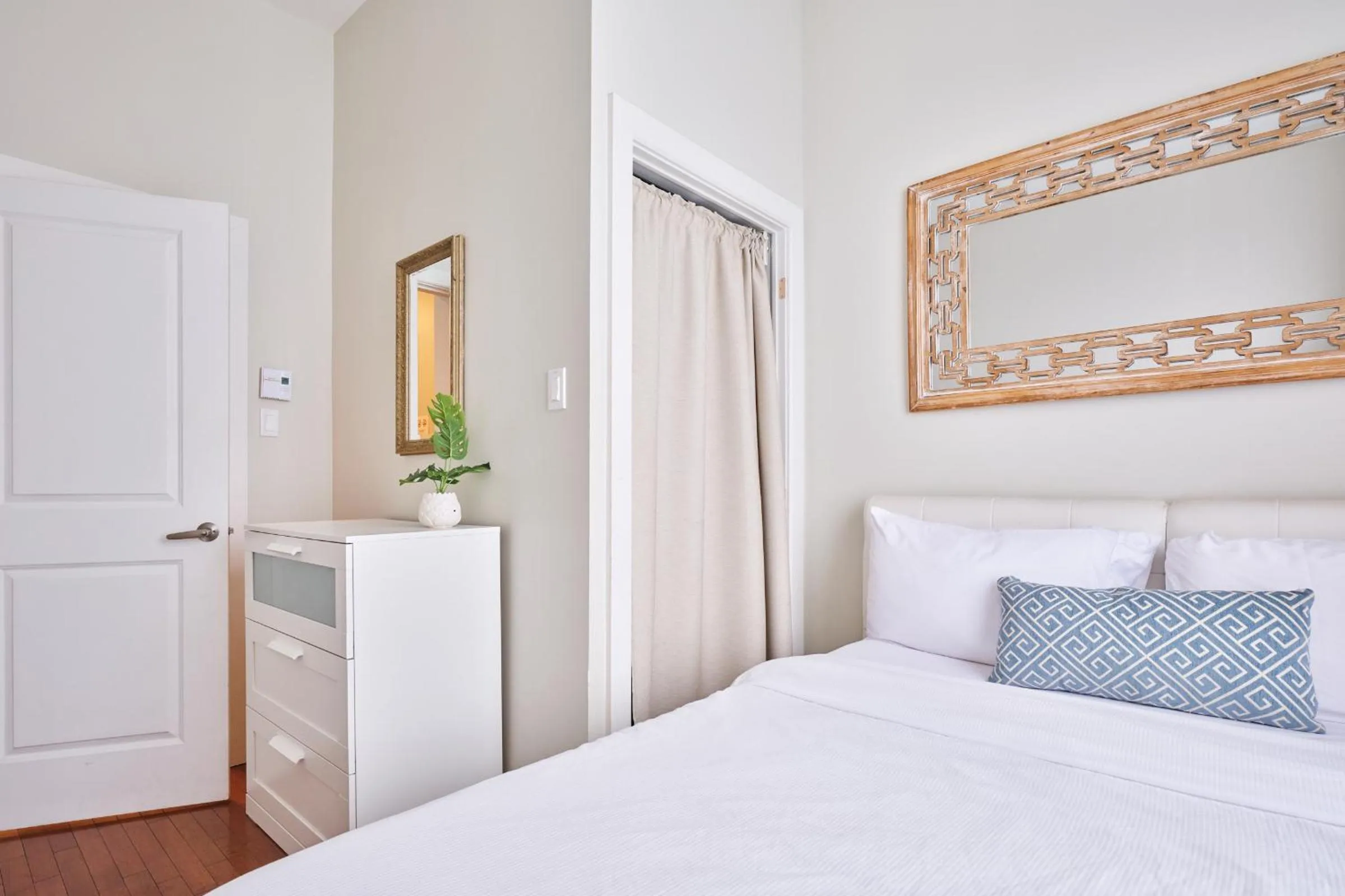 Bed in MTLVacationRentals - The FabFour