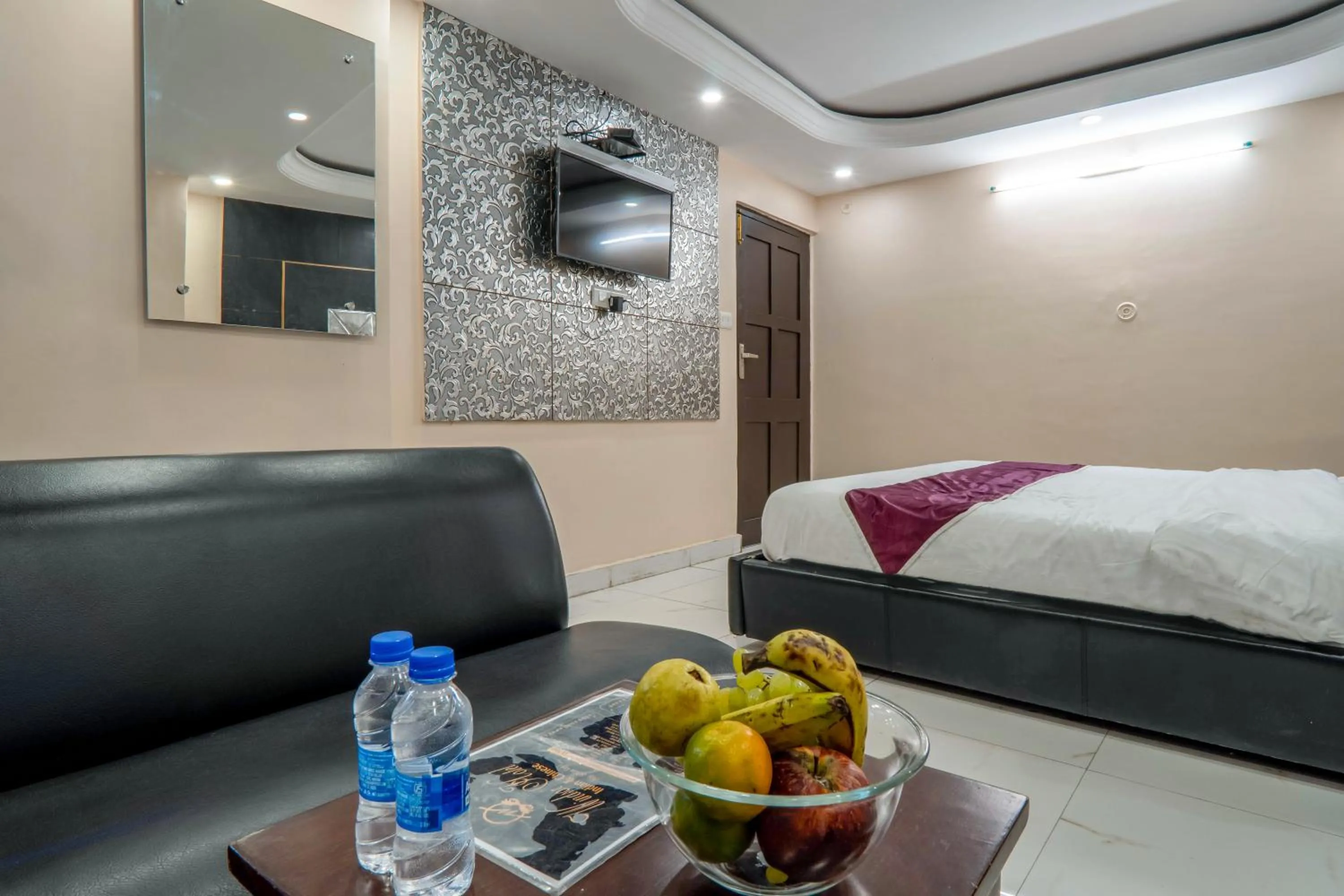 TV and multimedia, Bed in Windsor the mall