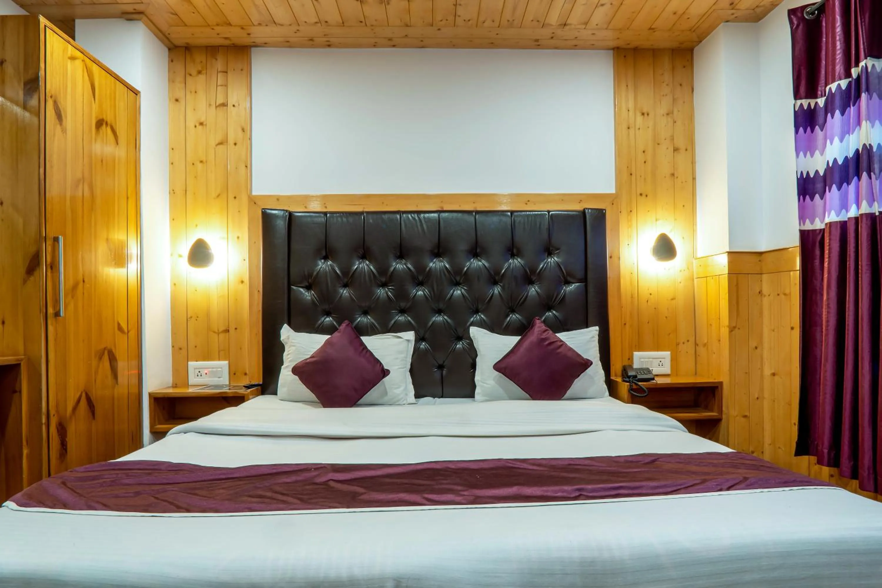 Bed in Windsor the mall