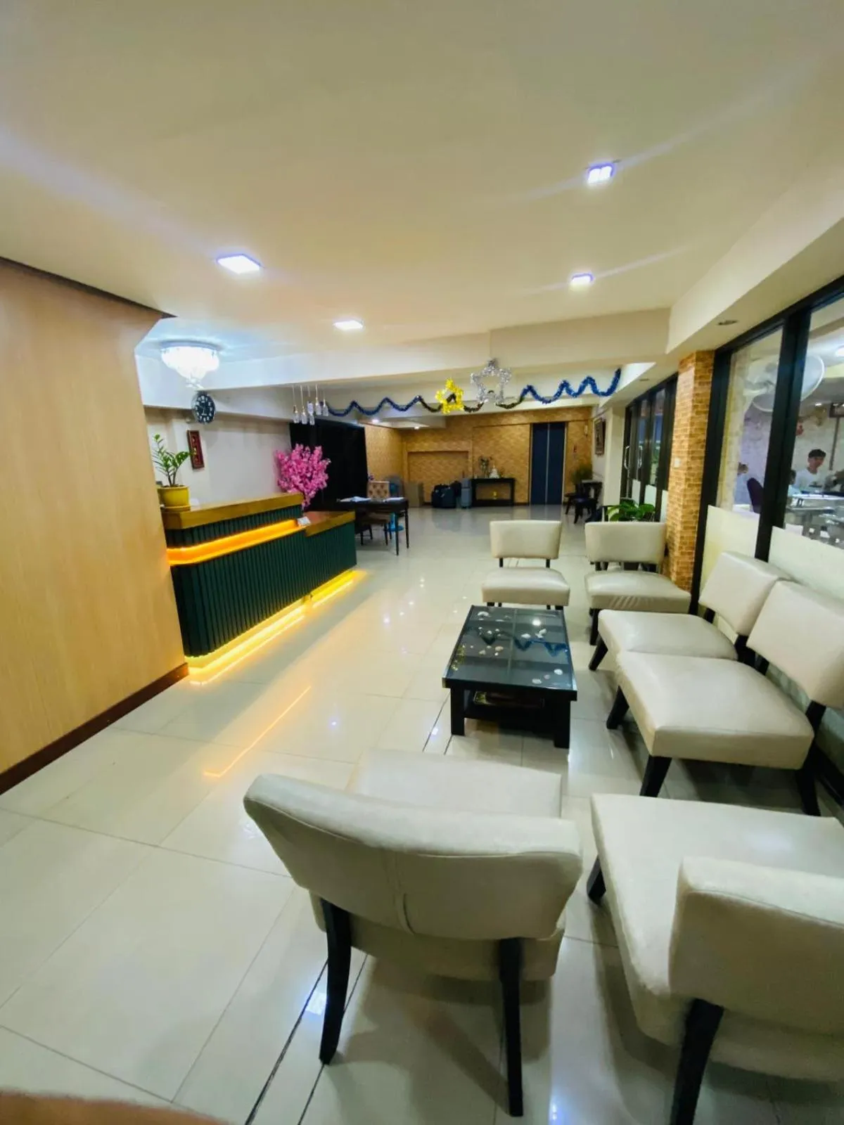 Seating area in Residency Hotel Bangkok