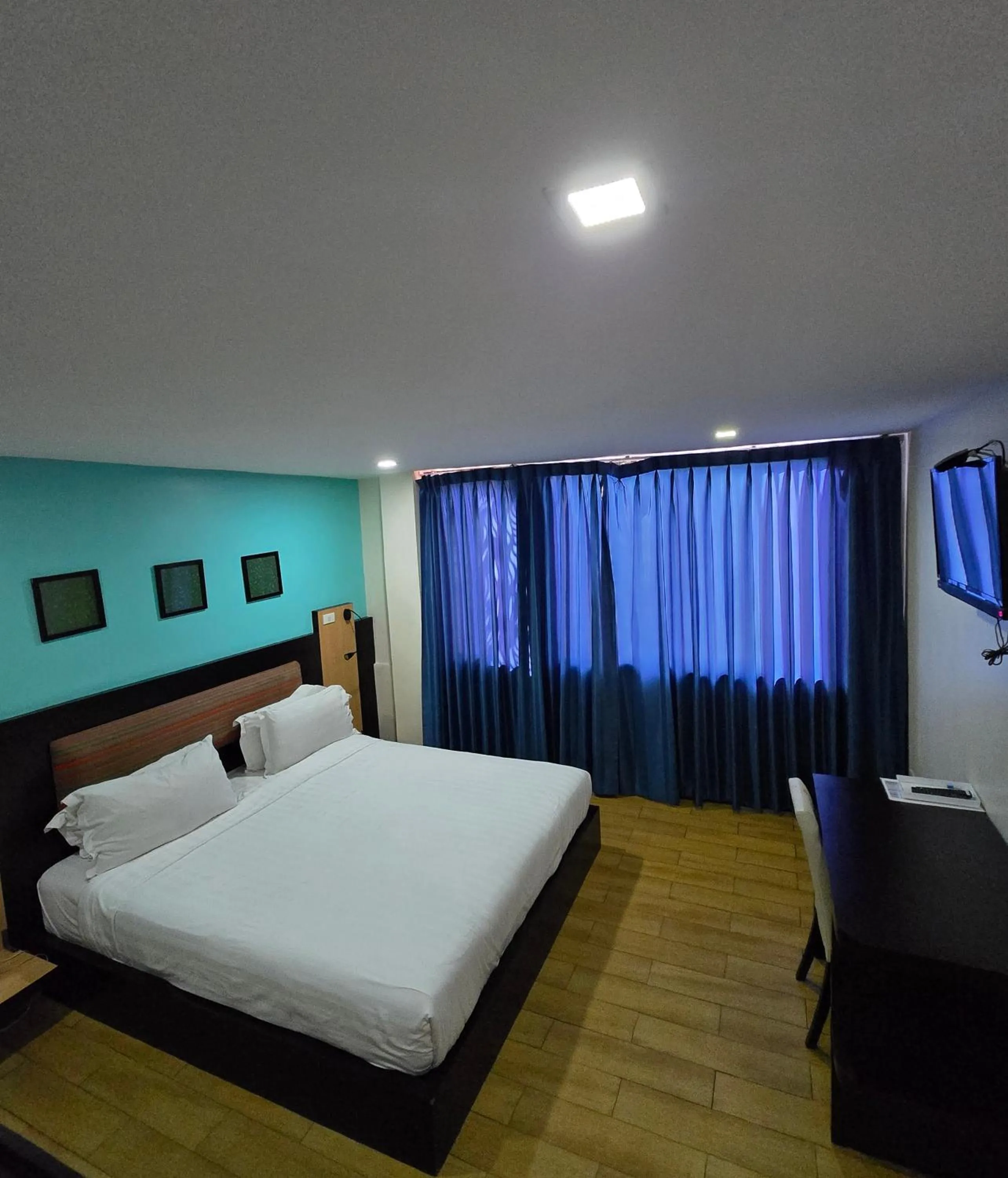 Bed in Residency Hotel Bangkok