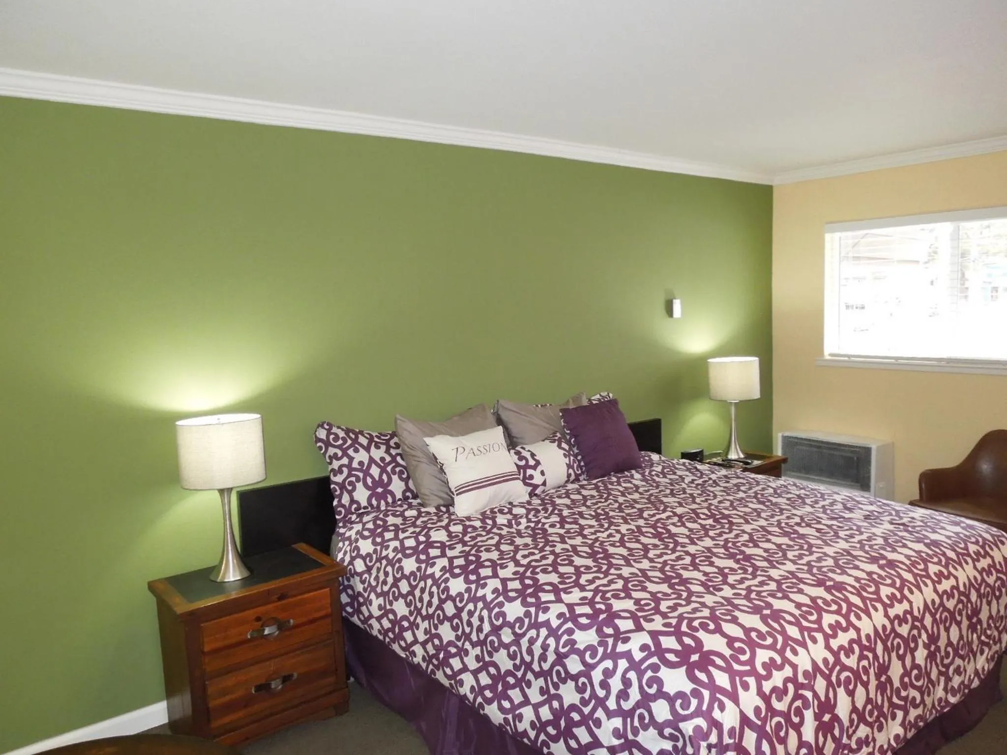 Bed in Tea Garden Lodge