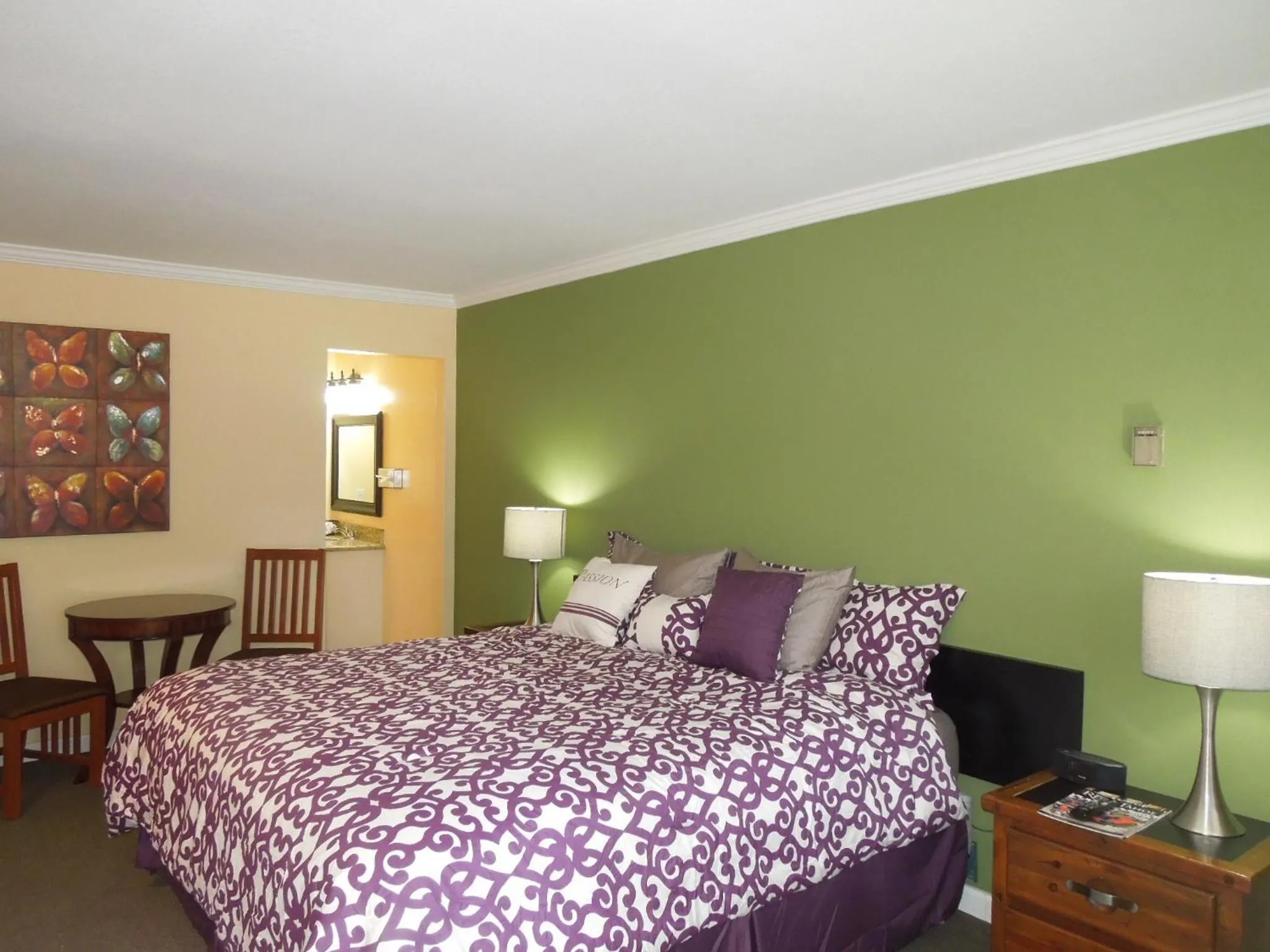 Bed in Tea Garden Lodge