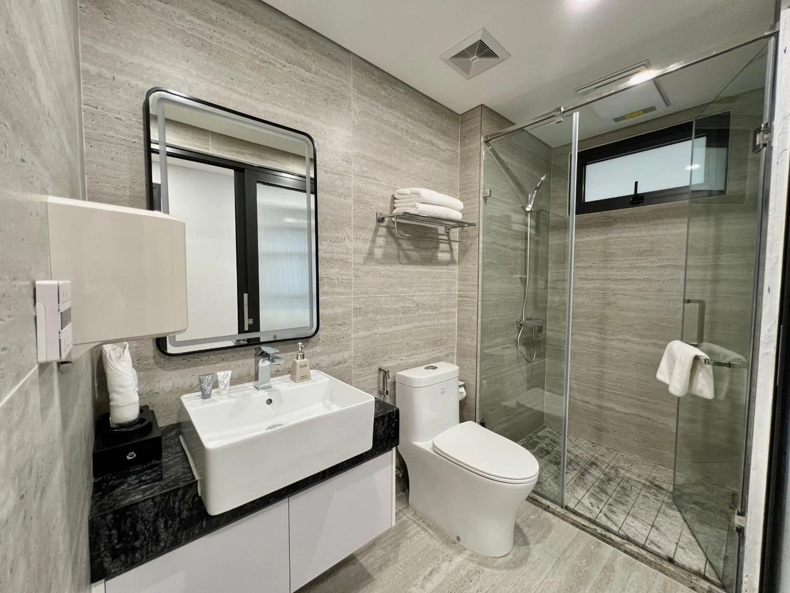 Shower in 22Land Legend Hotel & Residence