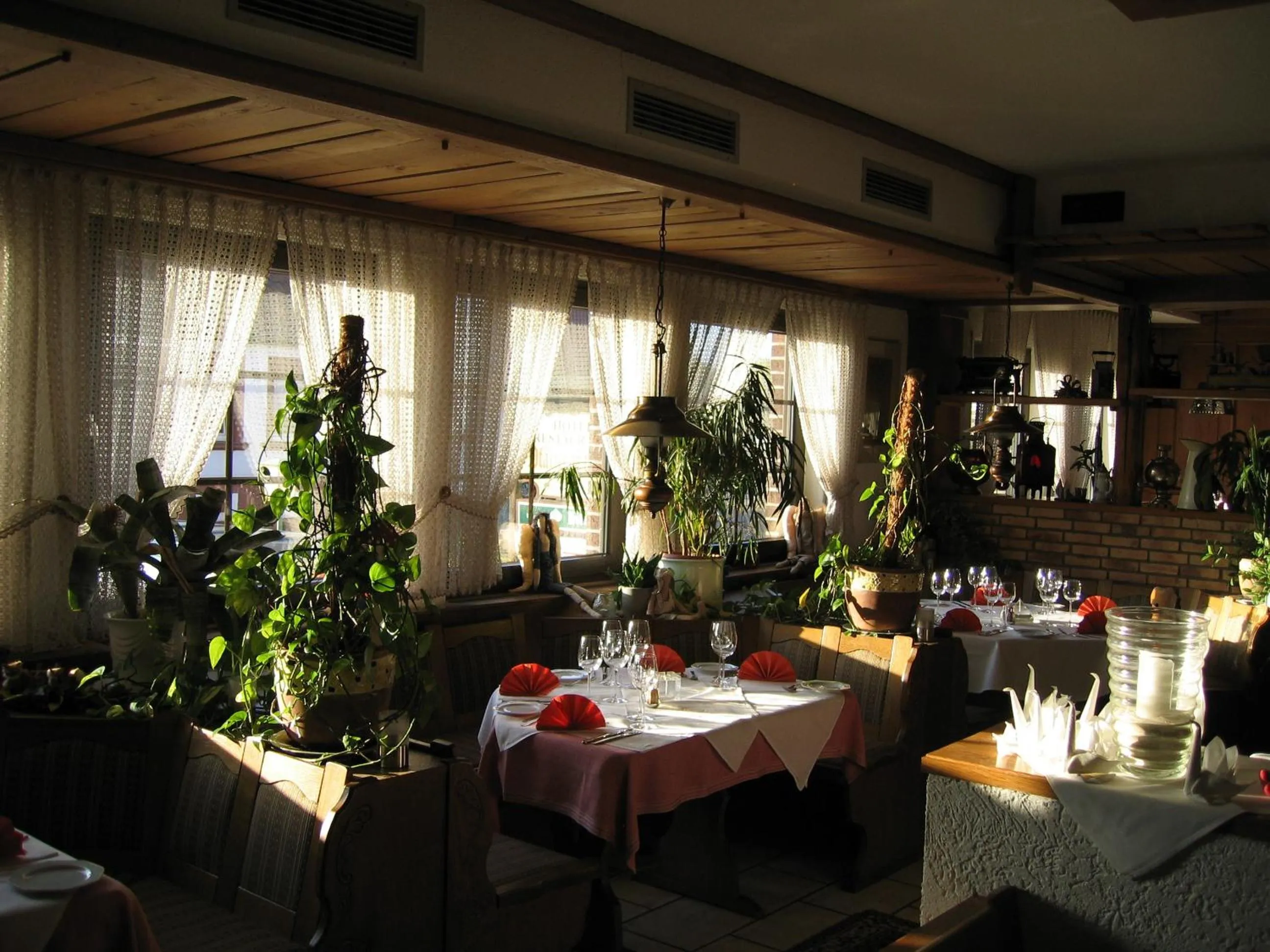 Restaurant/places to eat in Hotel-Restaurant-Pfaelzer-Stuben