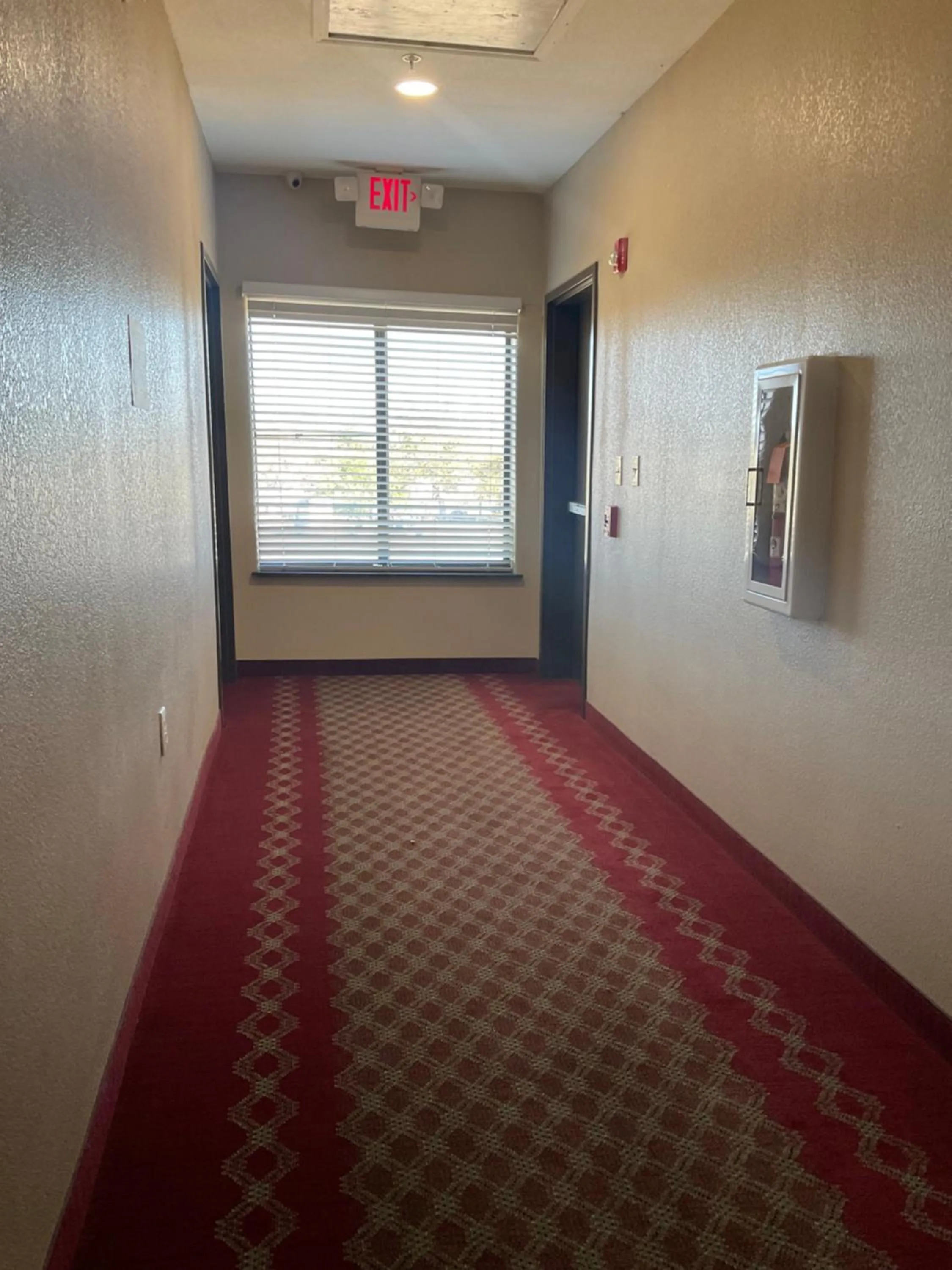 Property building in Yorktown Inn and Suites