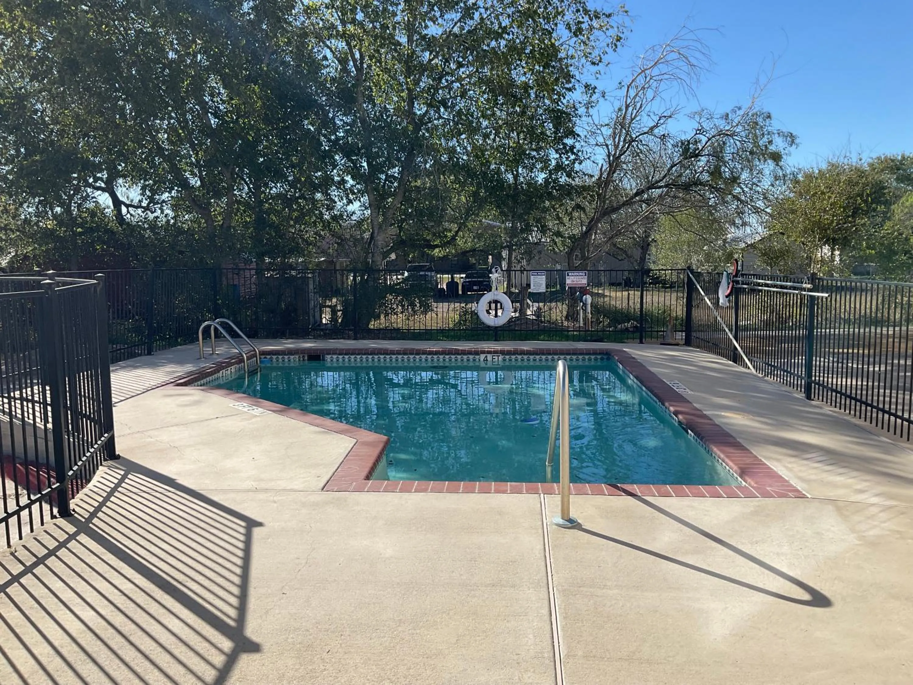 Pool view in Yorktown Inn and Suites