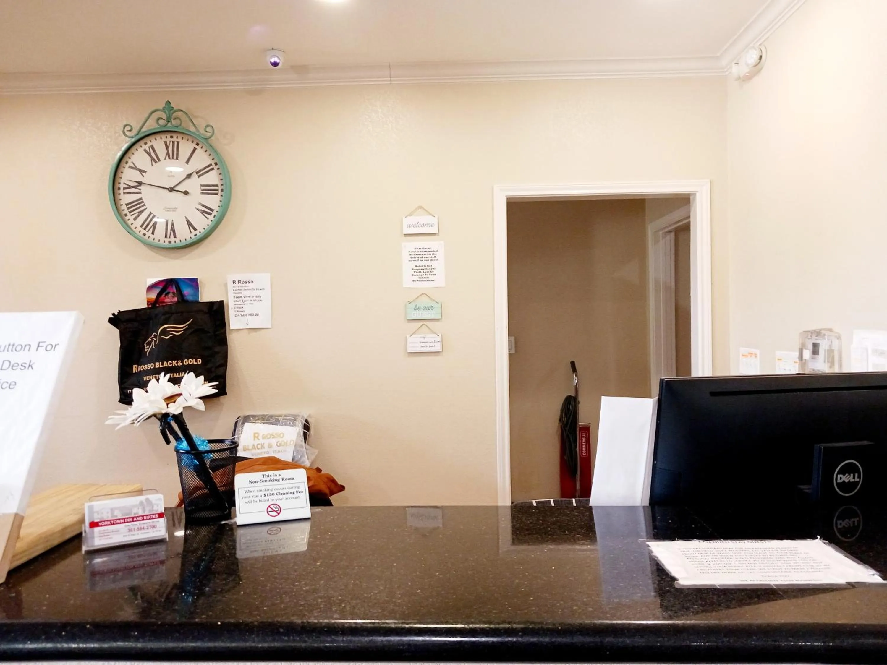 Lobby or reception in Yorktown Inn and Suites