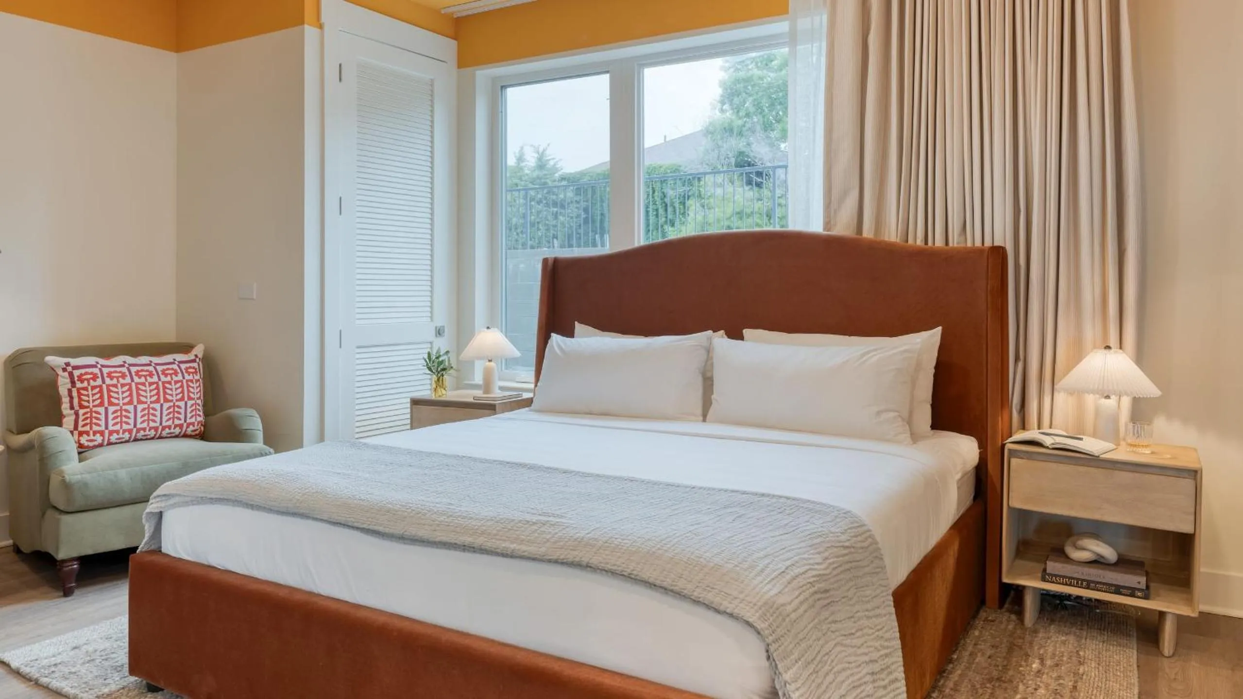 Bedroom, Bed in The Gilmore, an AvantStay Hotel