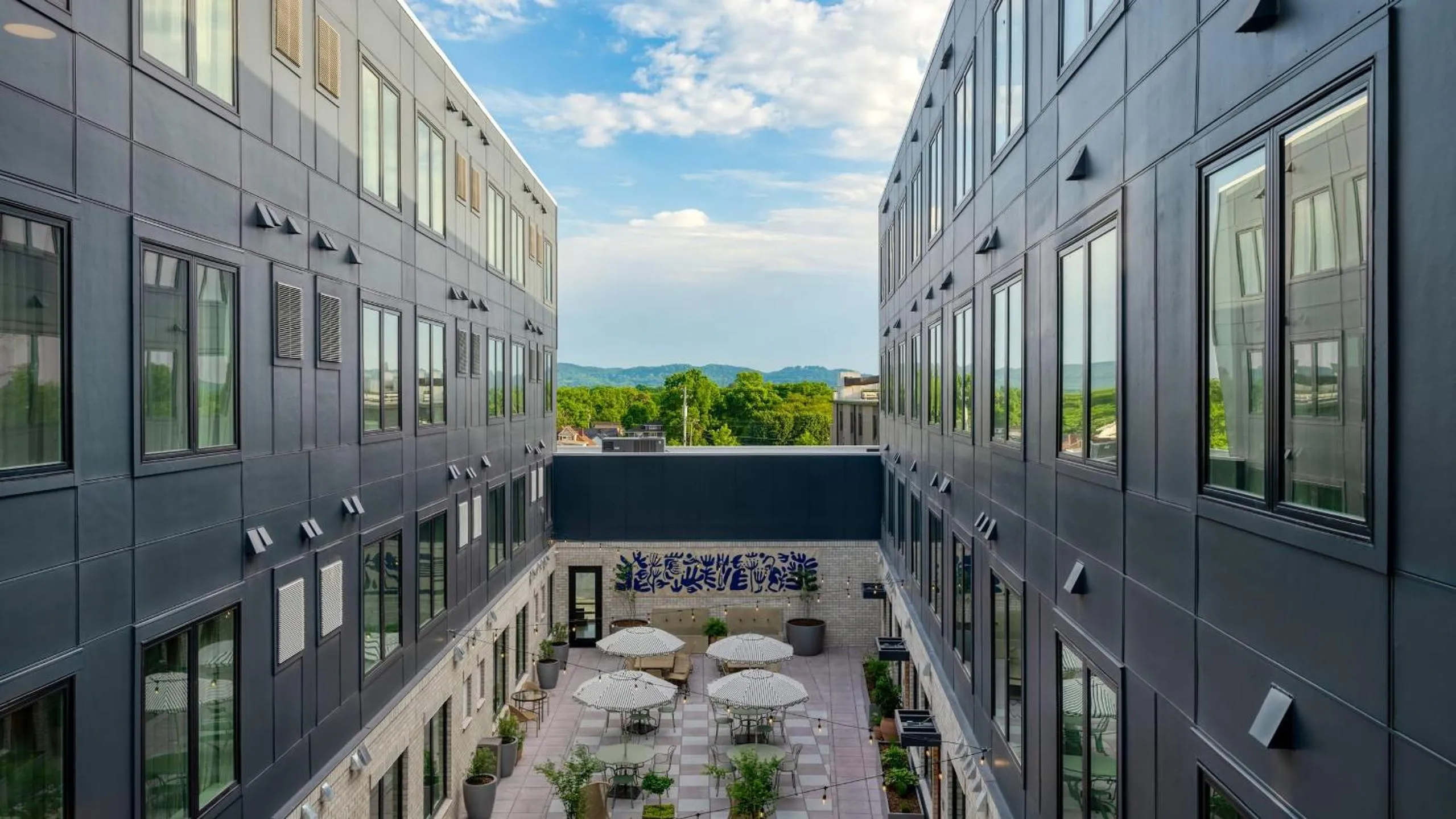 Area and facilities in The Gilmore, an AvantStay Hotel