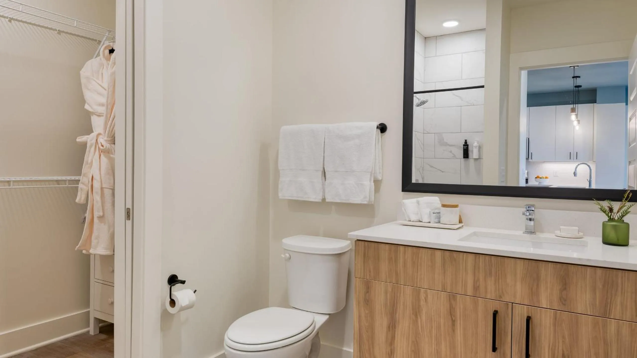 Bathroom in The Gilmore, an AvantStay Hotel