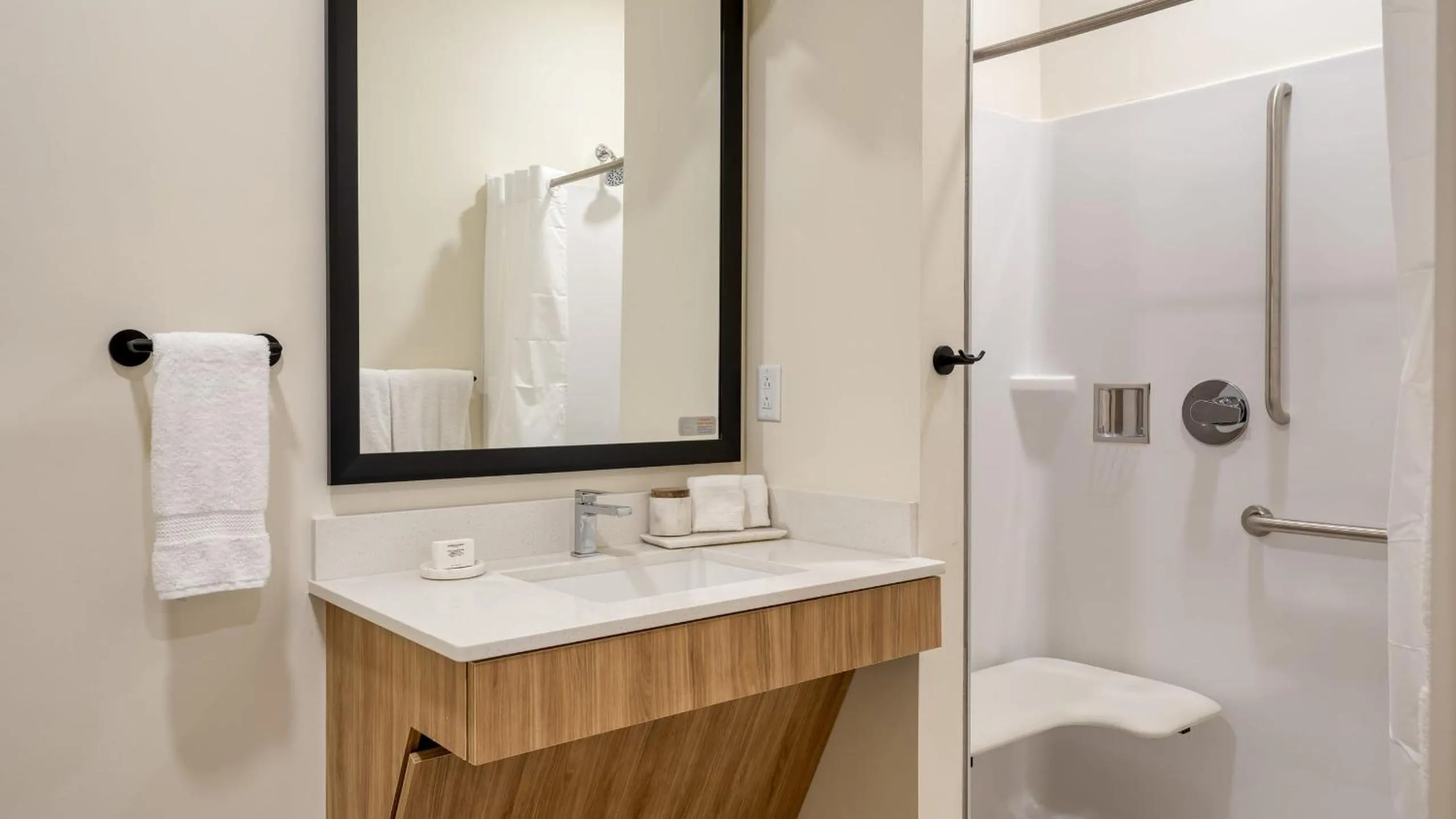 Bathroom in The Gilmore, an AvantStay Hotel