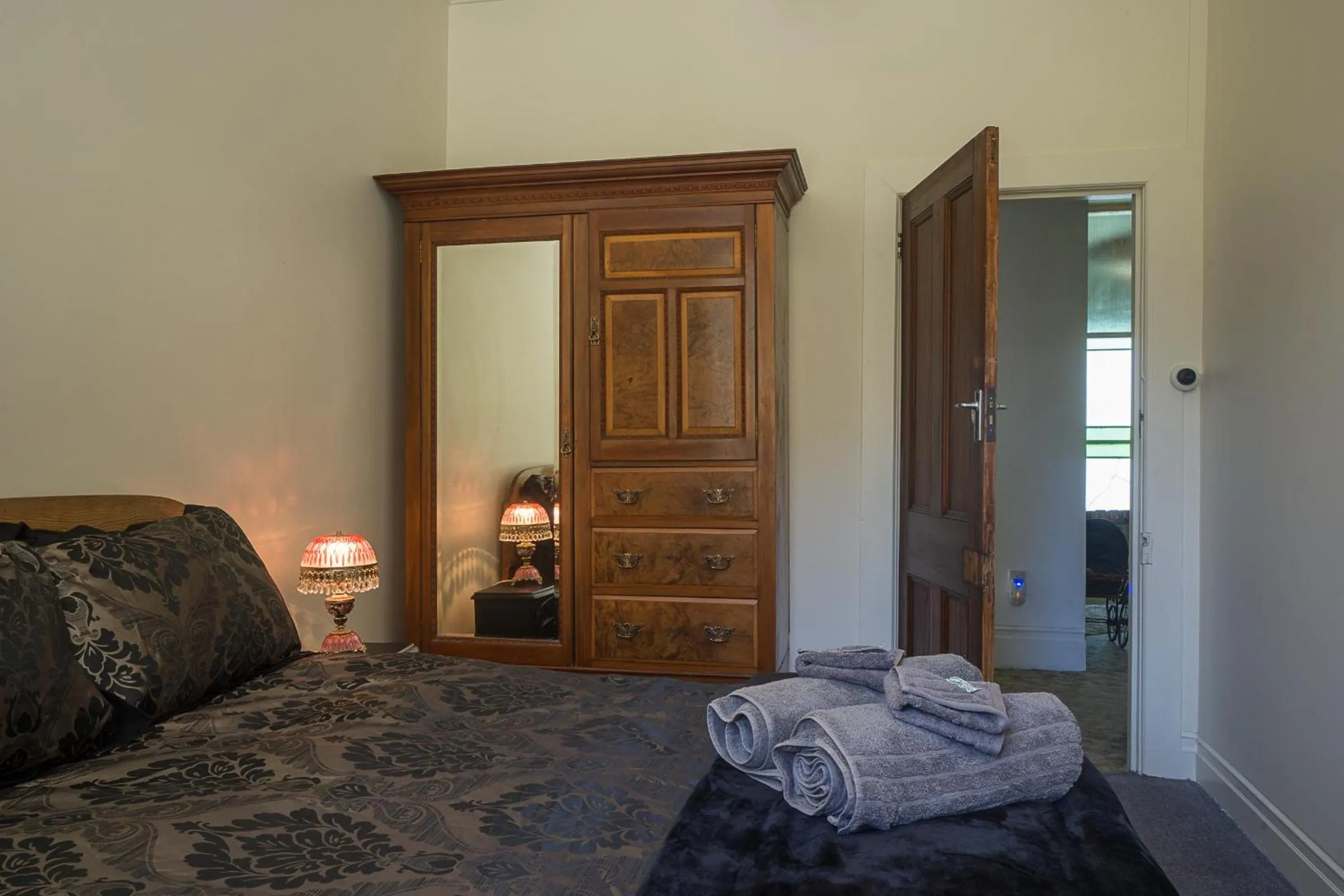 Bed in Otira Stagecoach Hotel