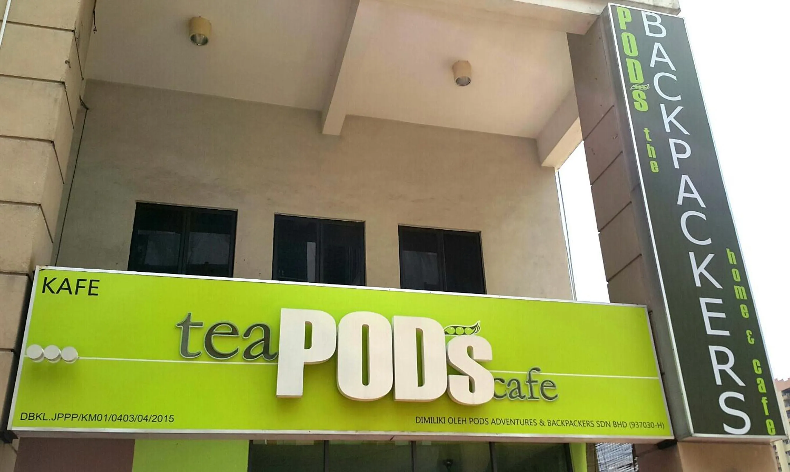 Property building in PODs The Backpackers Home & Cafe, Kuala Lumpur