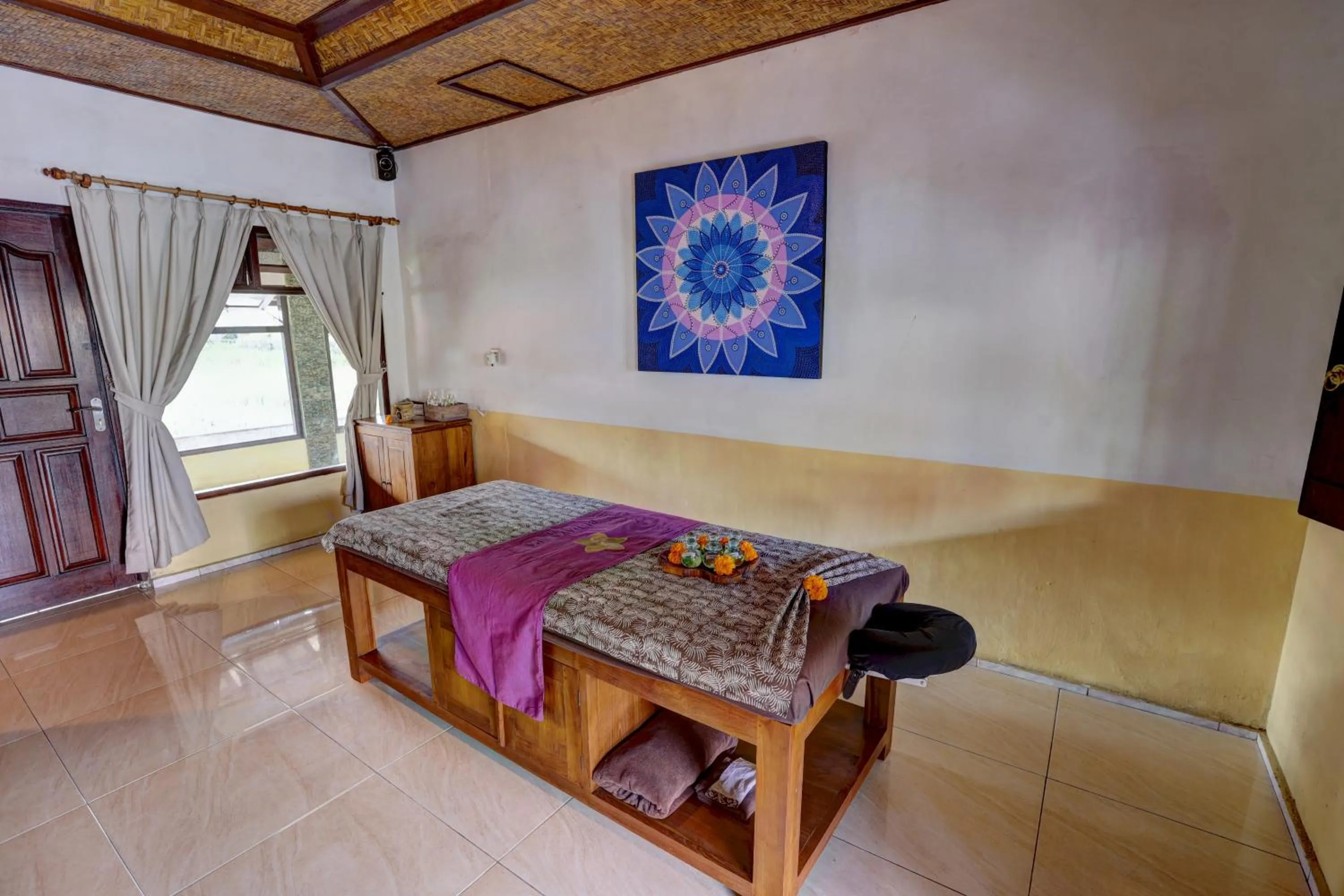 Spa and wellness centre/facilities, Bed in Junjungan Suite