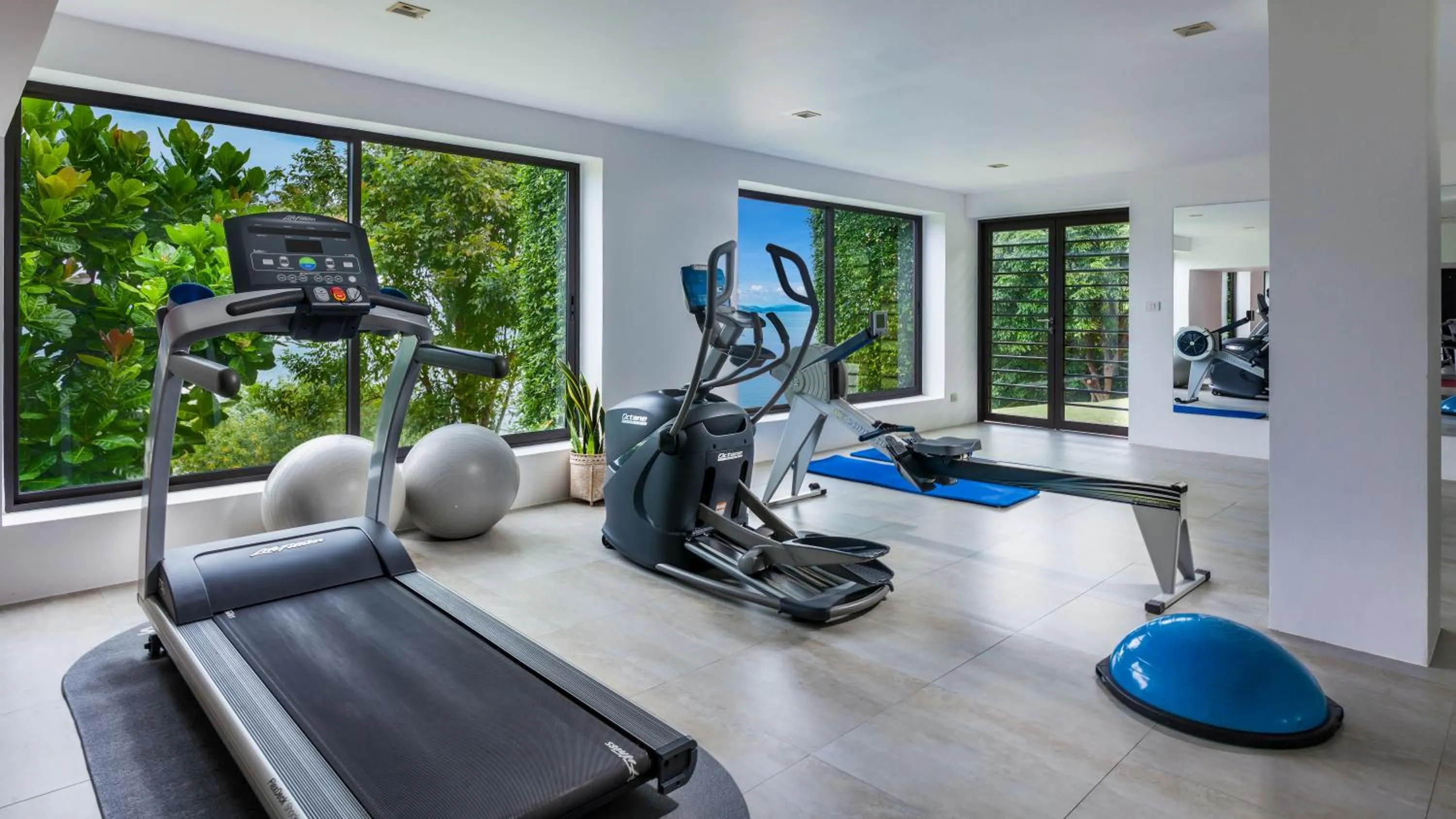 Fitness centre/facilities in Ocean's 11 Villa
