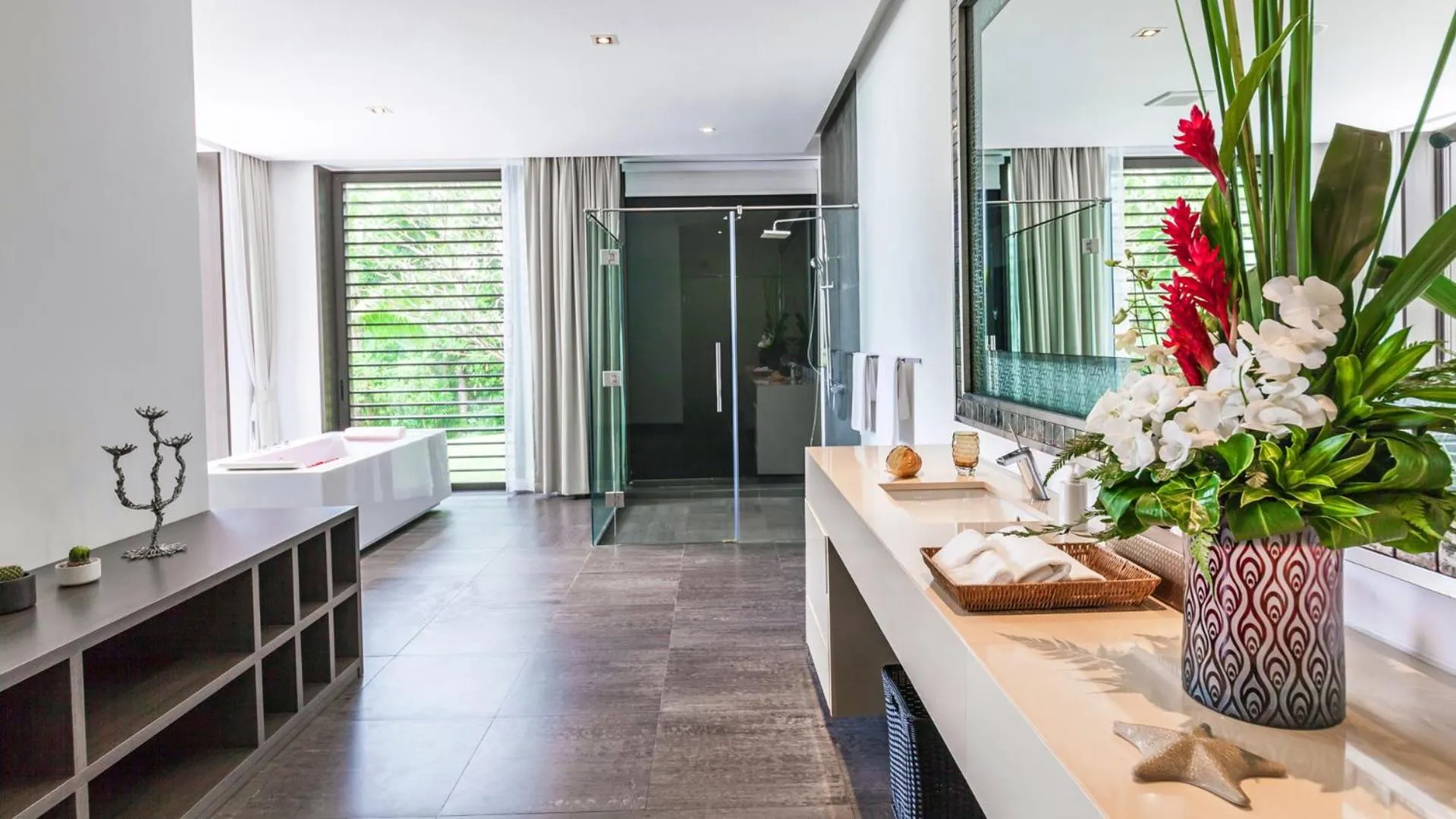 Bathroom in Ocean's 11 Villa