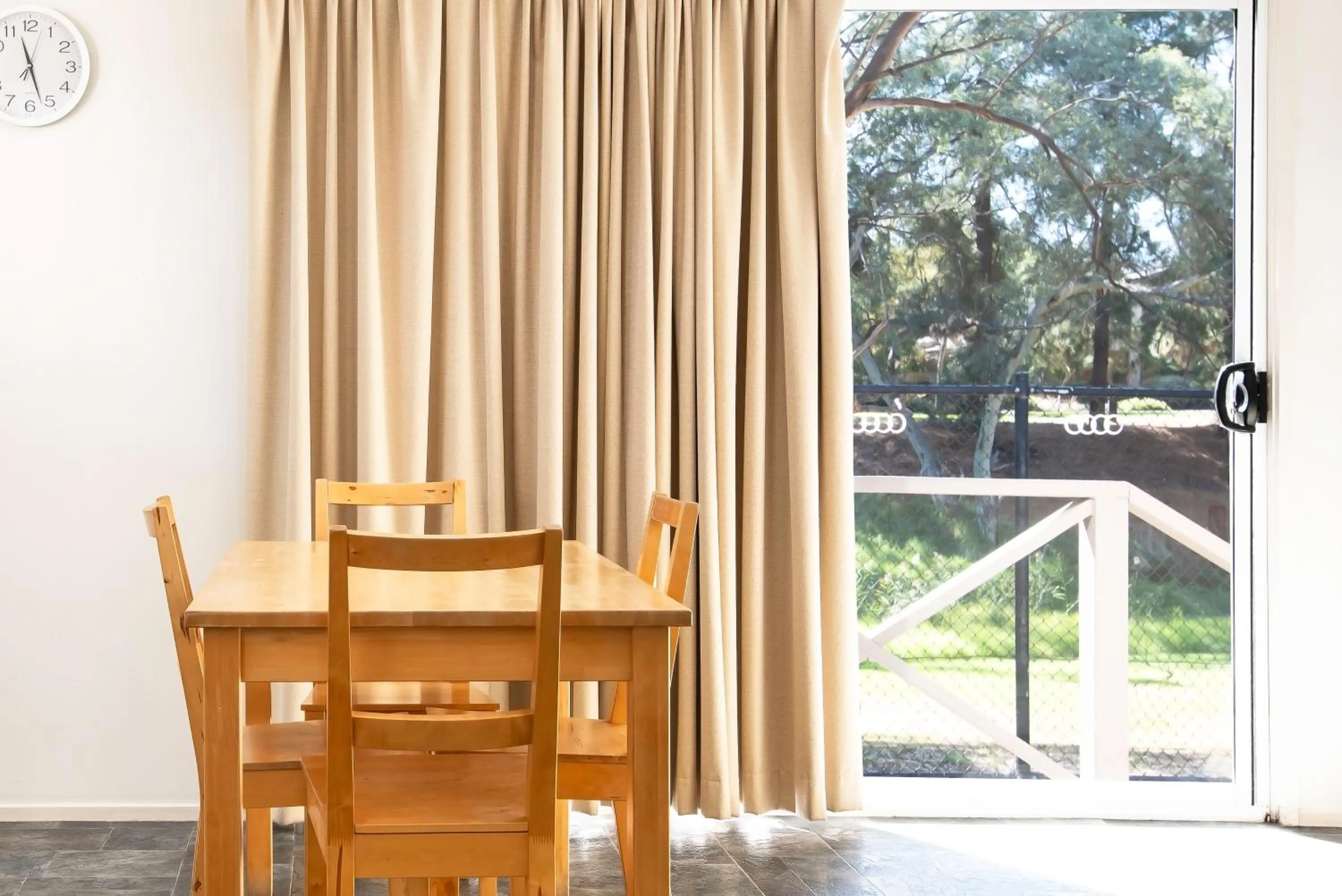 Dining area in Echo Holiday Parks - Windsor Gardens