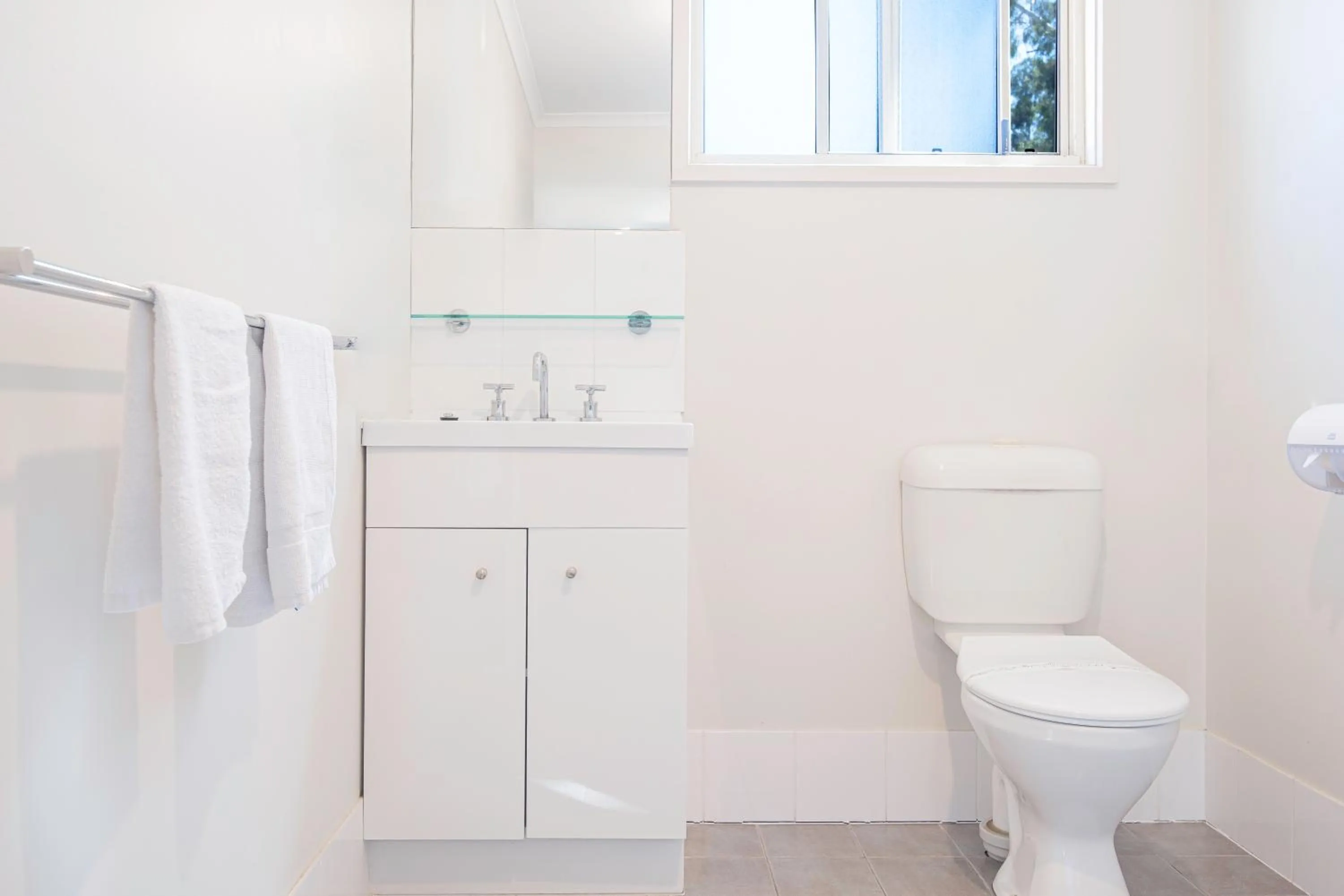 Bathroom in Echo Holiday Parks - Windsor Gardens