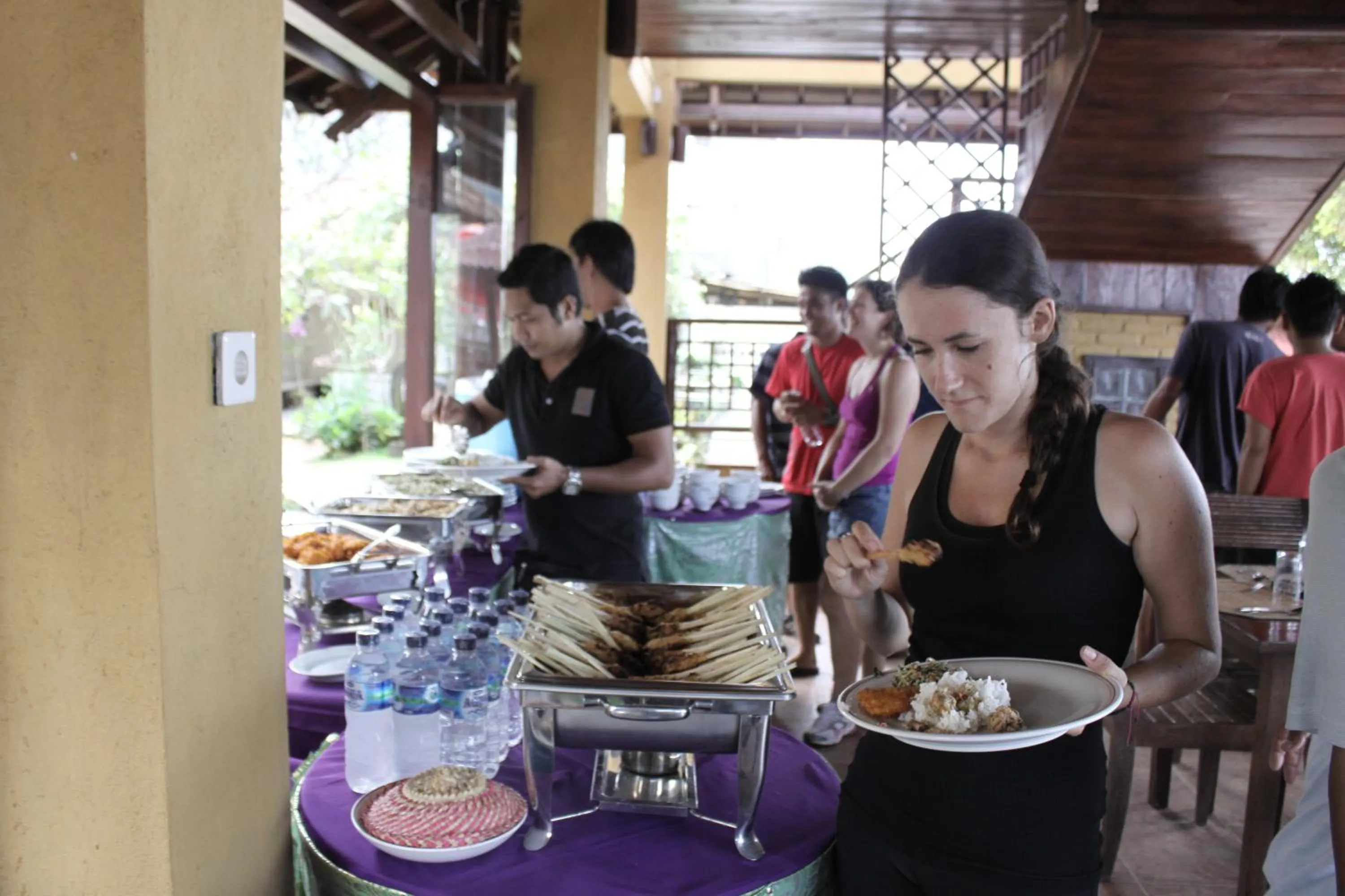 Property building in Guru Ratna