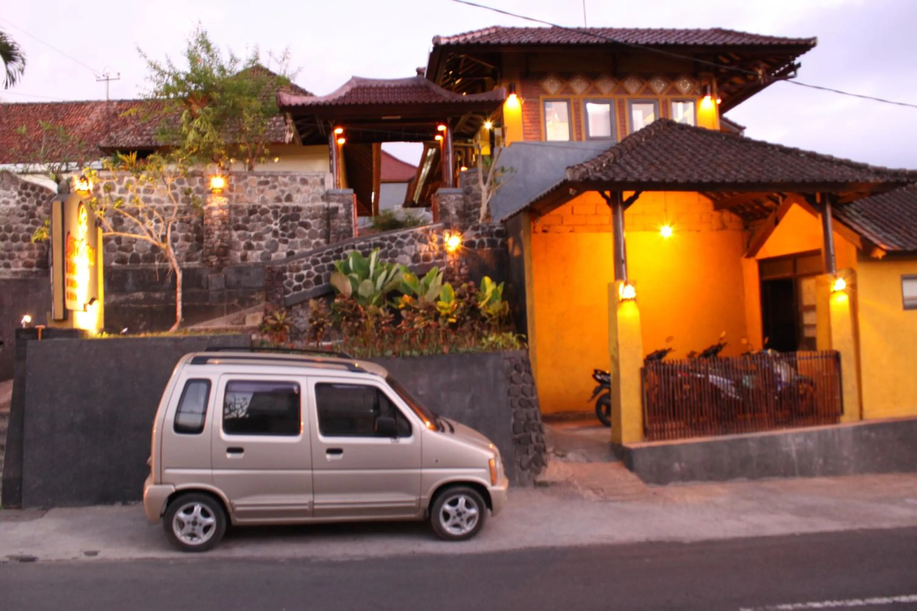 Off site in Guru Ratna