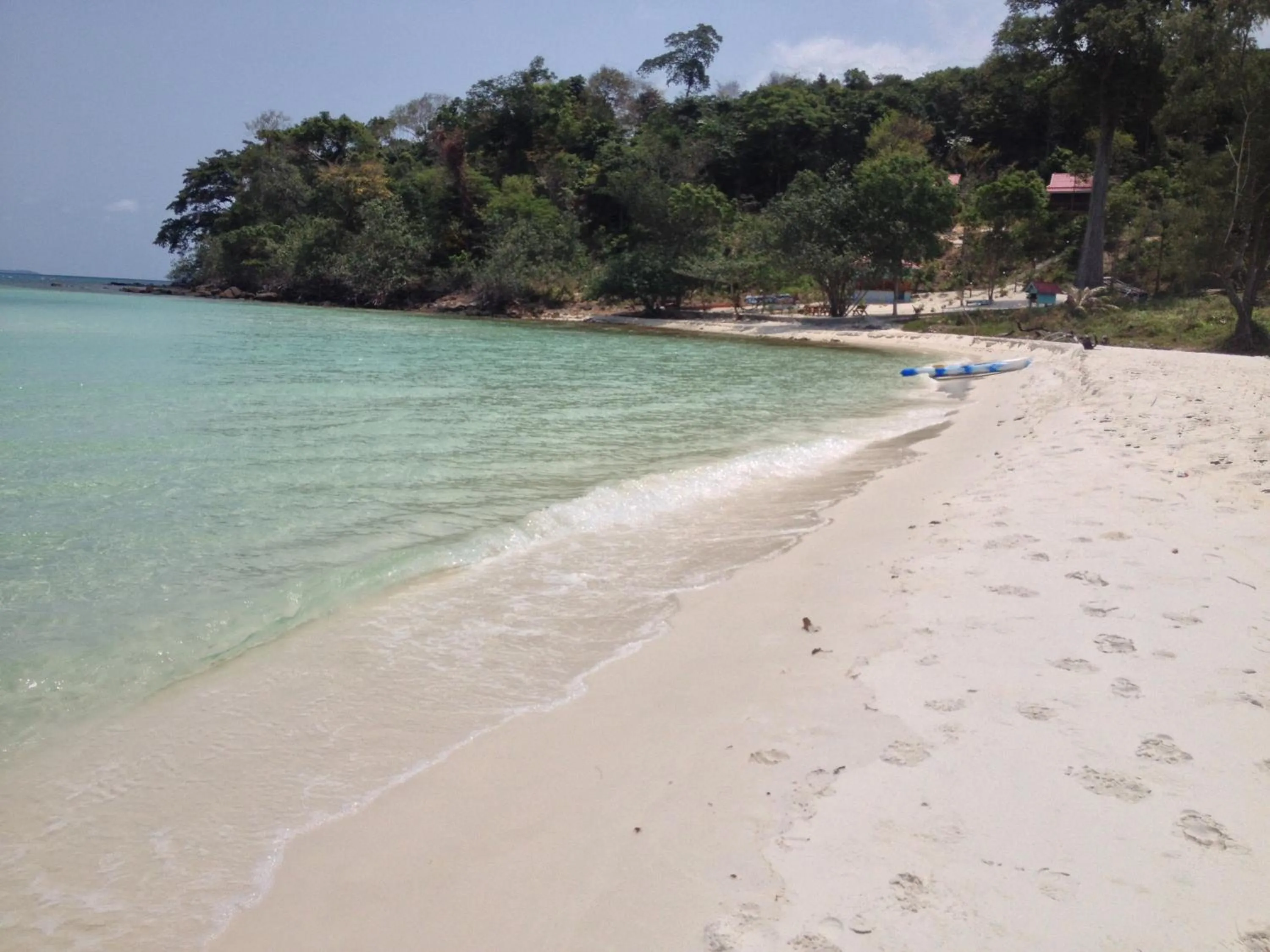 Beach in Coconutbeach Bungalows