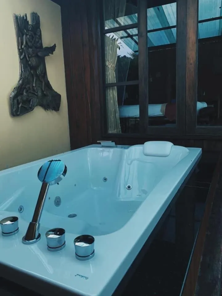 Thiwson Beach Resort - SHA Extra Plus