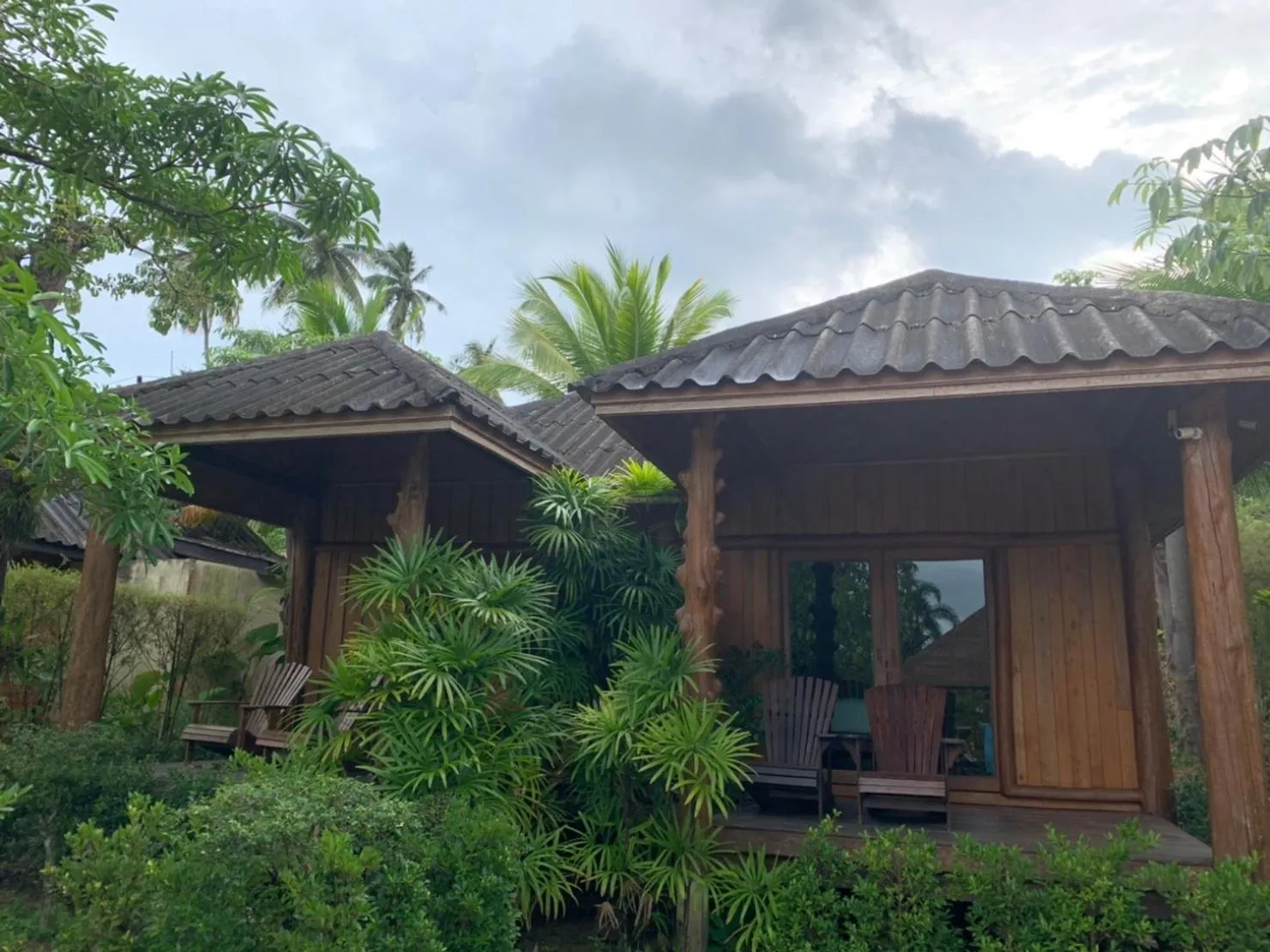 Thiwson Beach Resort - SHA Extra Plus