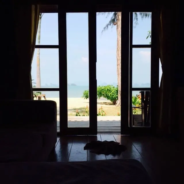 Day in Thiwson Beach Resort - SHA Extra Plus