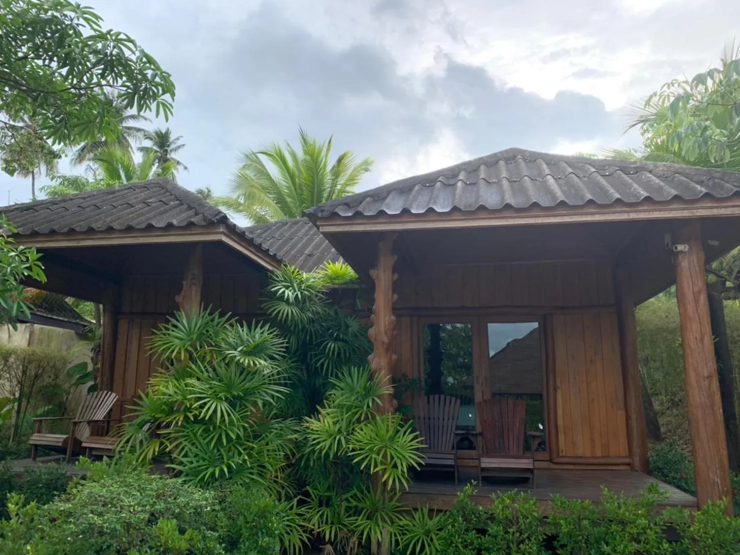 Thiwson Beach Resort - SHA Extra Plus