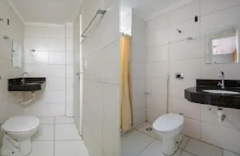 Bathroom in Hotel La Rocca, Goiânia