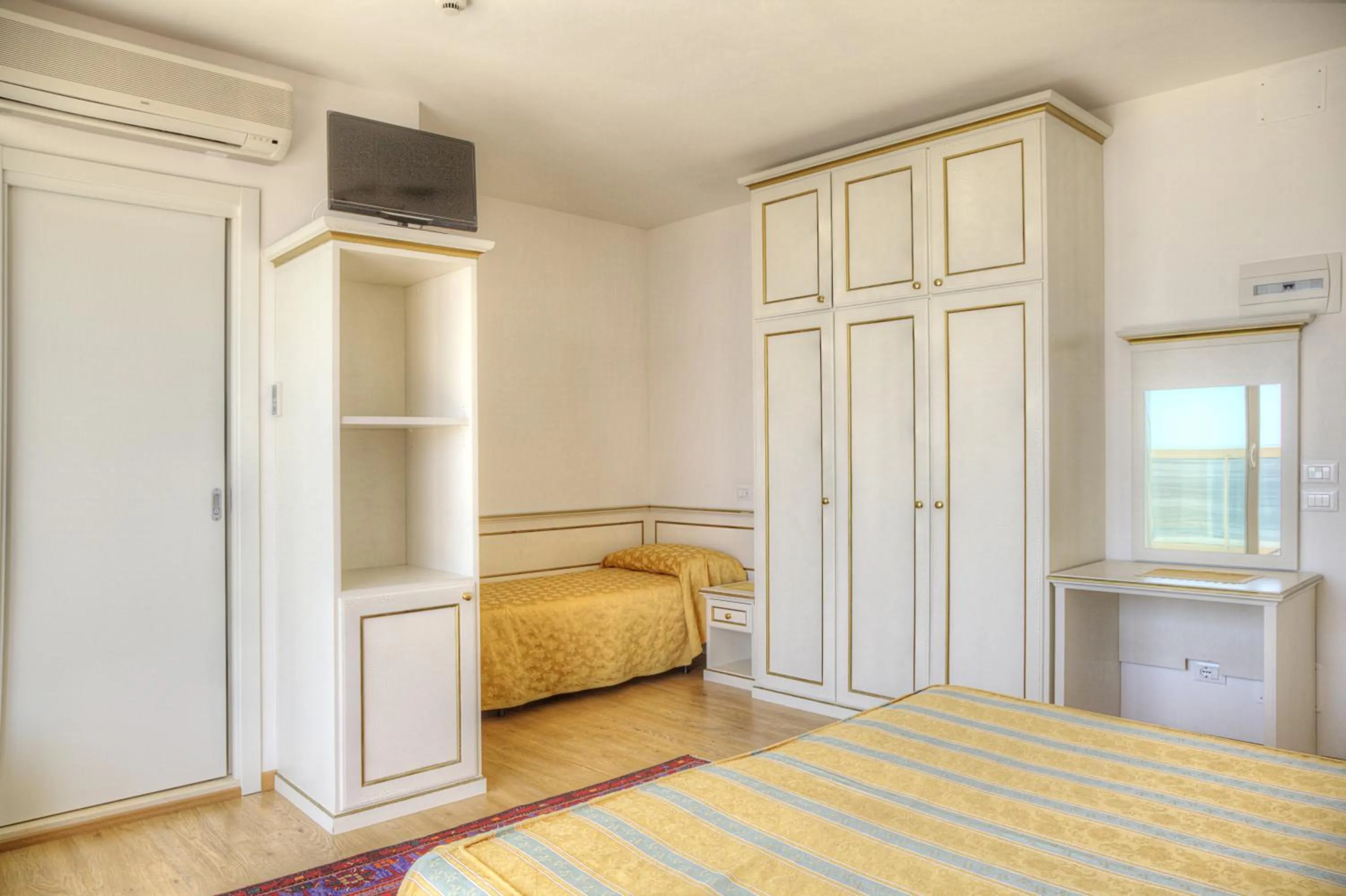 Decorative detail, Bed in Hotel Panama