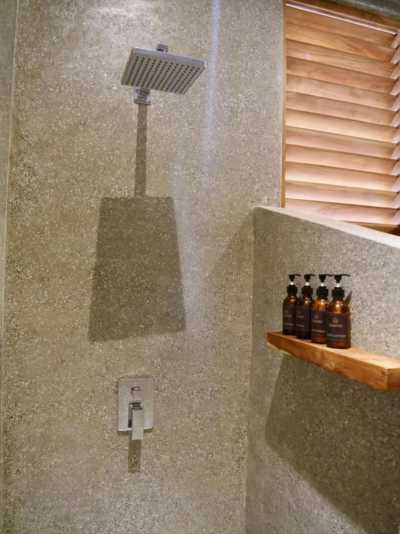 Shower in Coast 67 Boutique Hotel