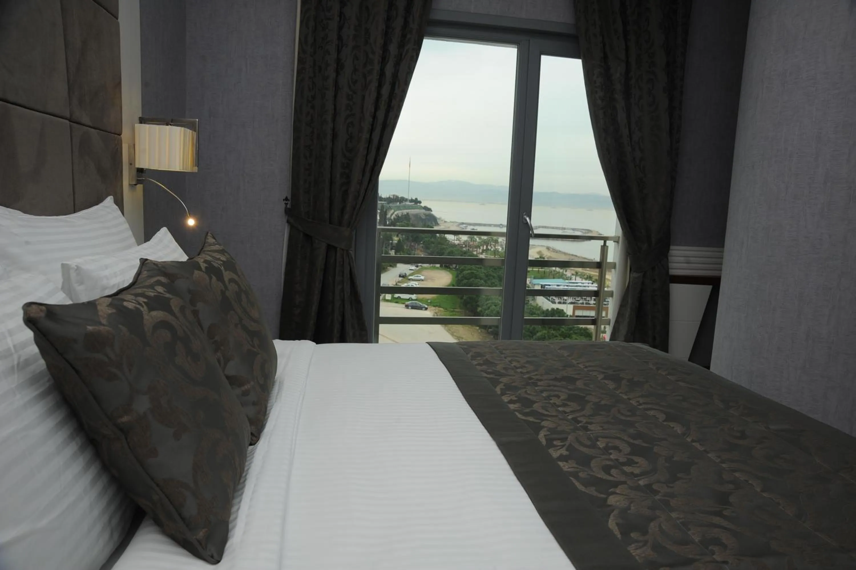 View (from property/room), Bed in Elite Hotels Darica Spa & Convention Center