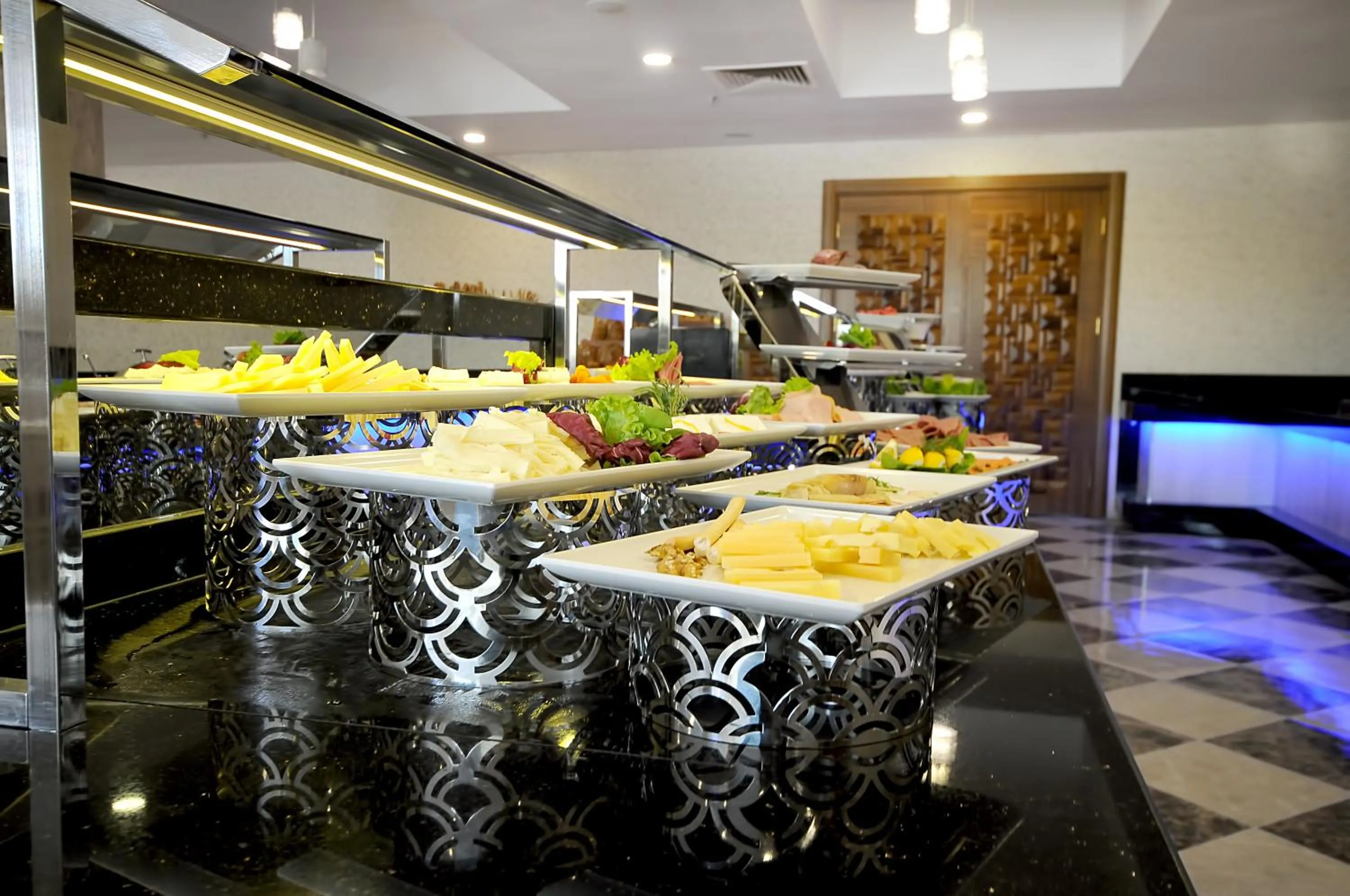 Restaurant/places to eat in Elite Hotels Darica Spa & Convention Center