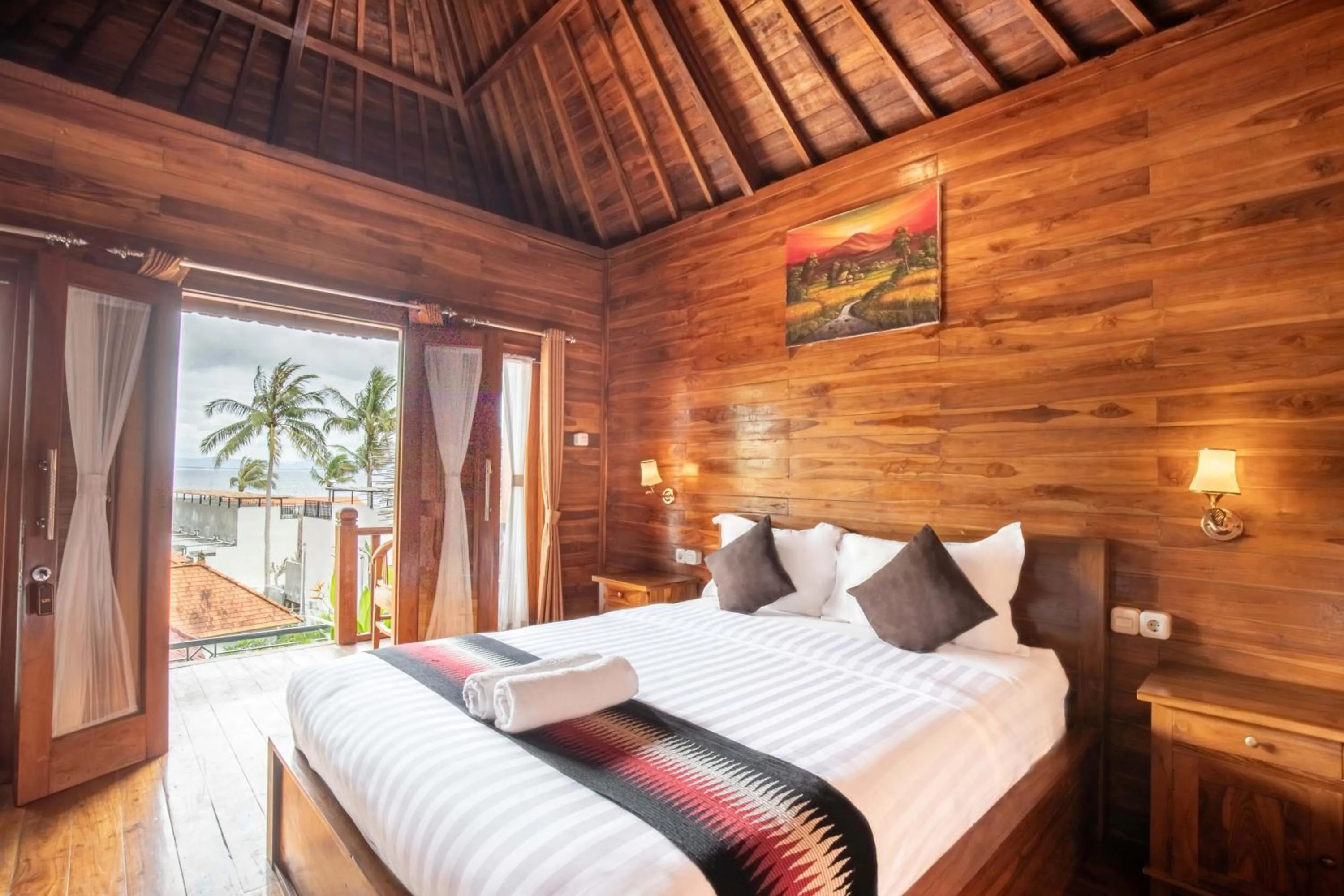 Bed in Coconut Hill Cottage