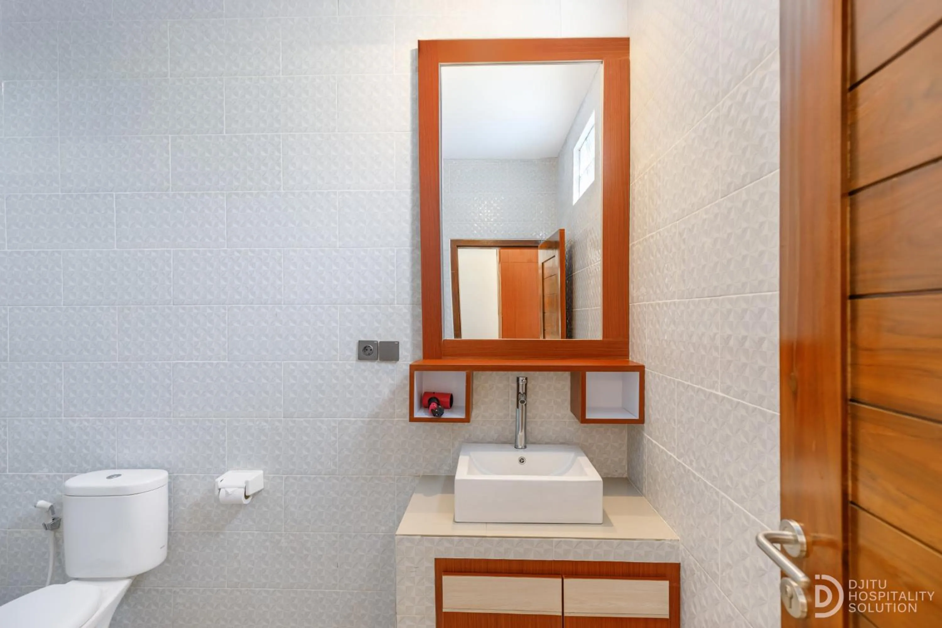 Bathroom in Coconut Hill Cottage