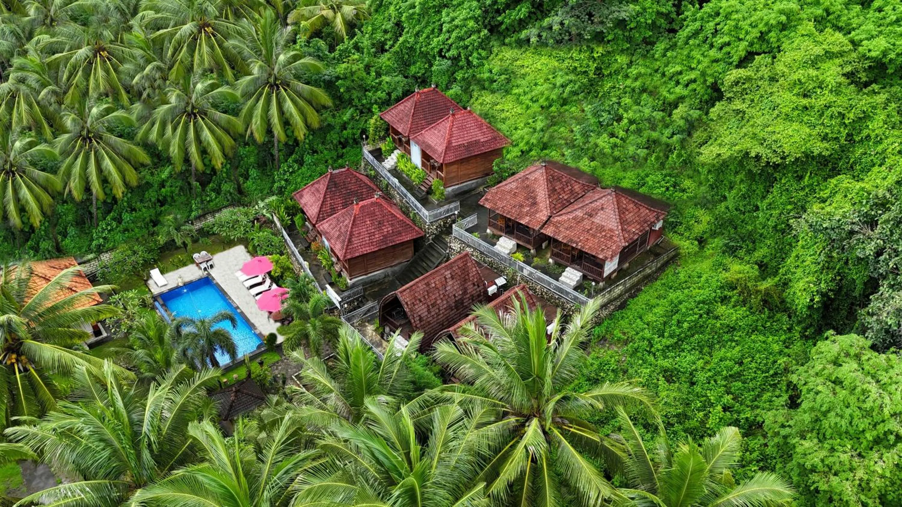Property building in Coconut Hill Cottage