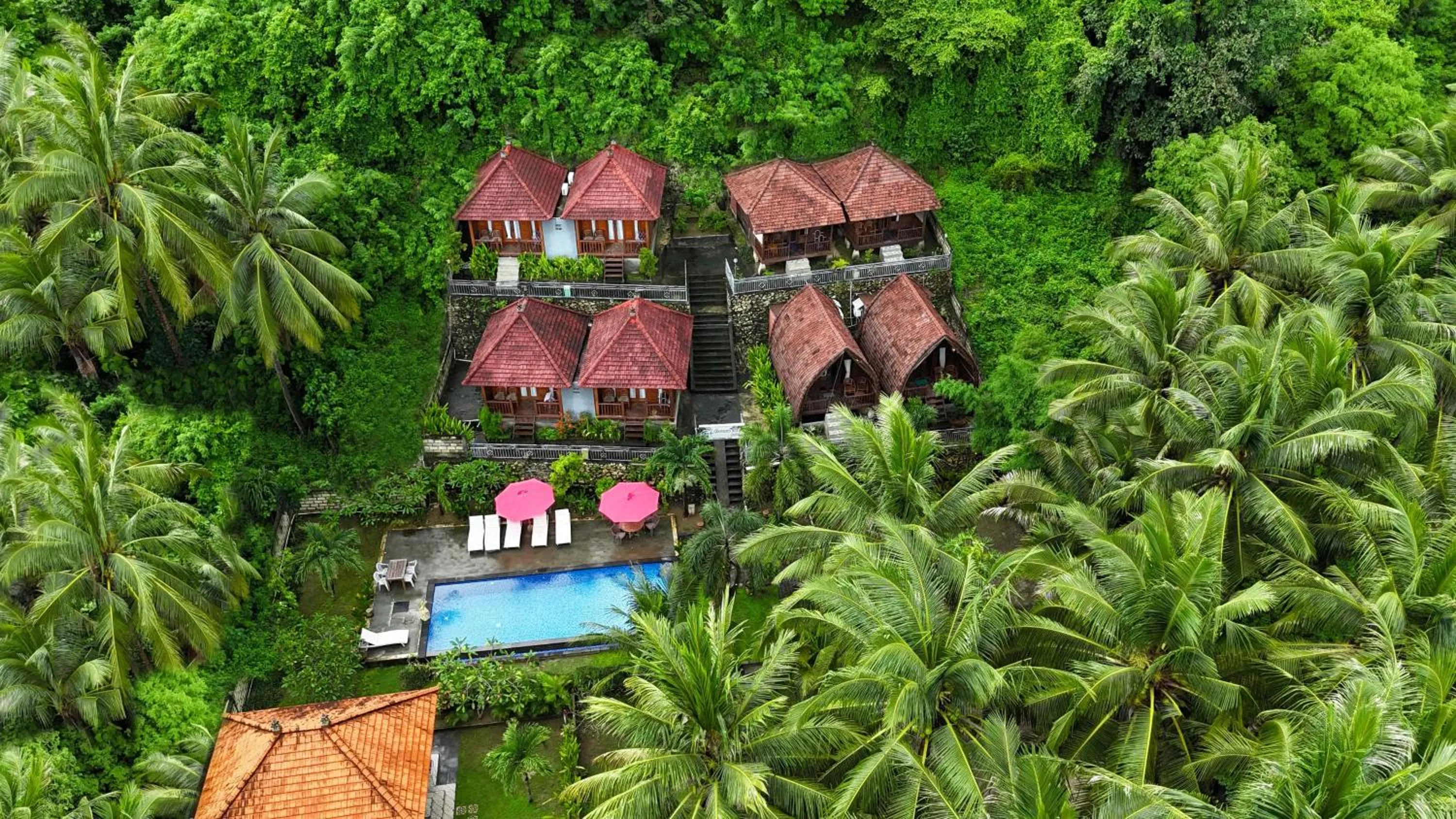 Property building in Coconut Hill Cottage